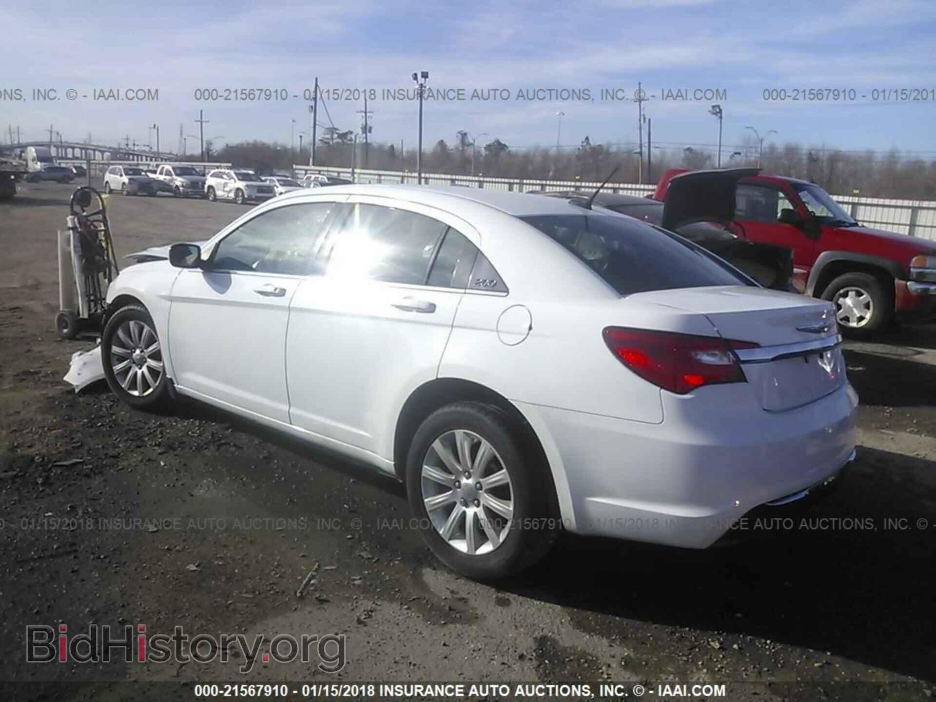 2011 Chrysler 200 - VIN: 1C3BC1FB1BN585731 - Photo 3