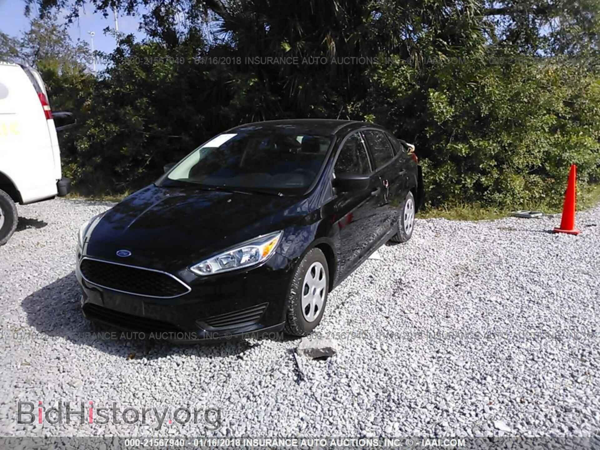 2016 Ford Focus - VIN: 1FADP3E29GL274143 - Фото 2