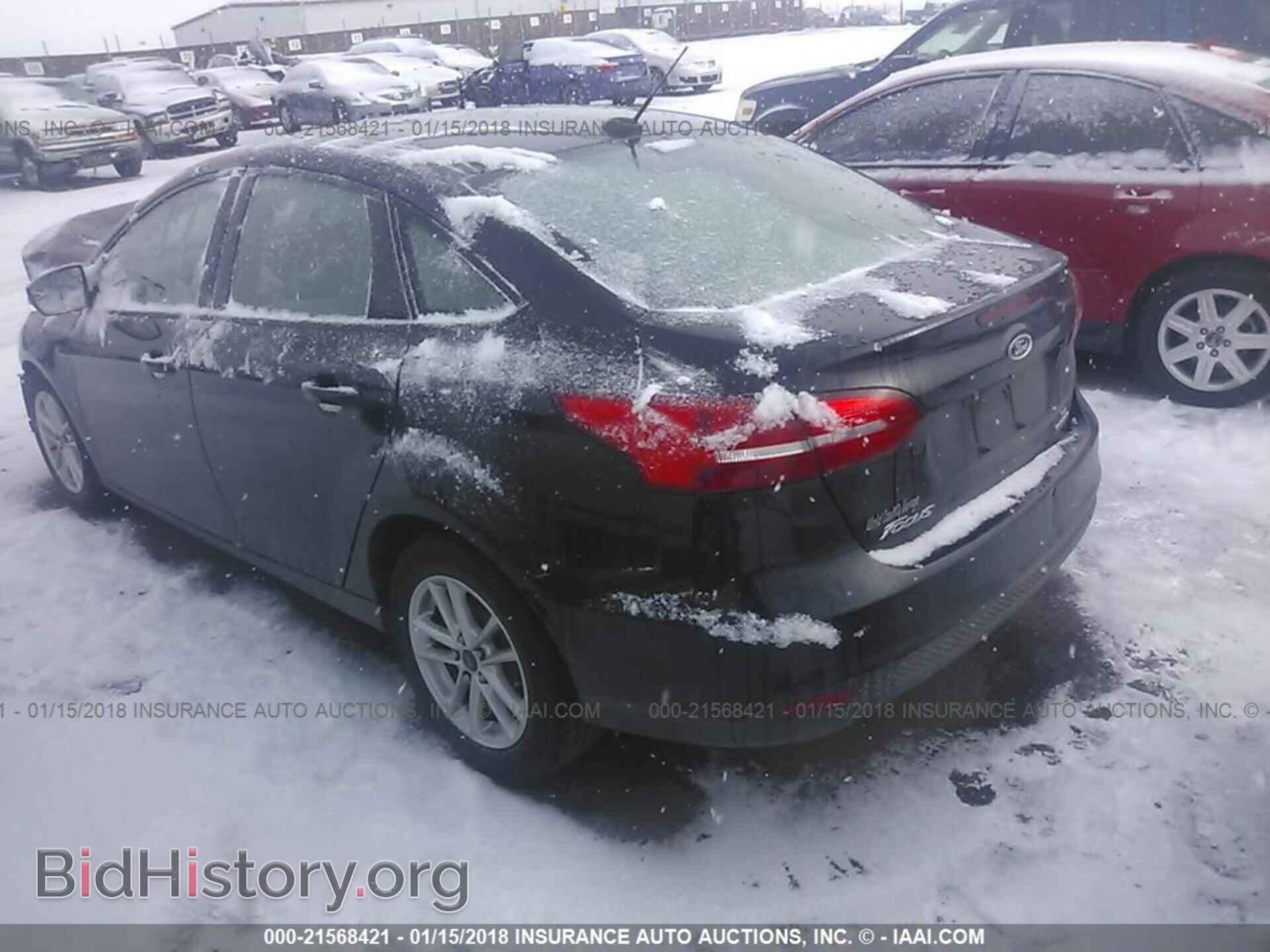 2015 Ford Focus - VIN: 1FADP3F29FL329963 - Photo 3