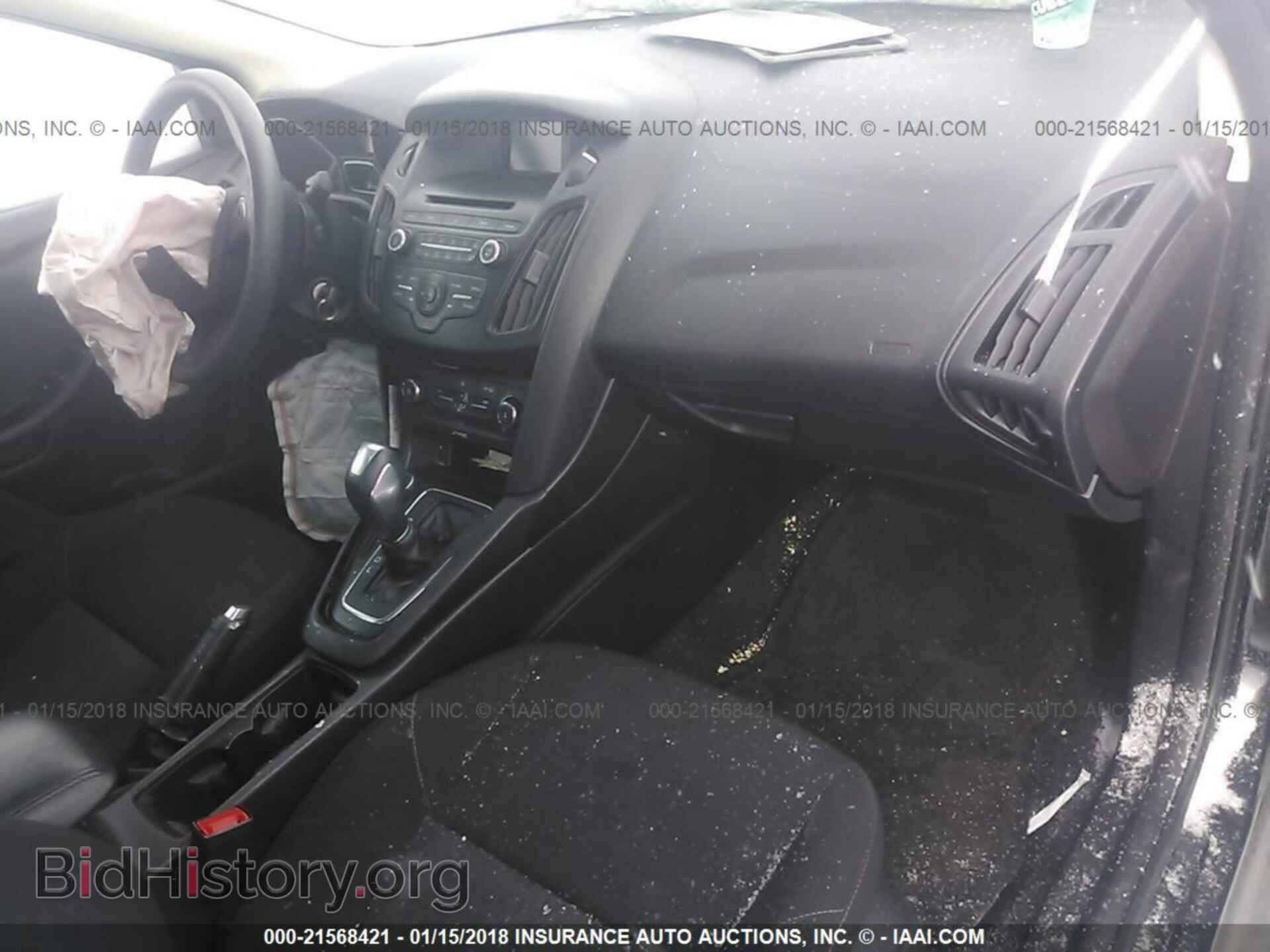2015 Ford Focus - VIN: 1FADP3F29FL329963 - Photo 5