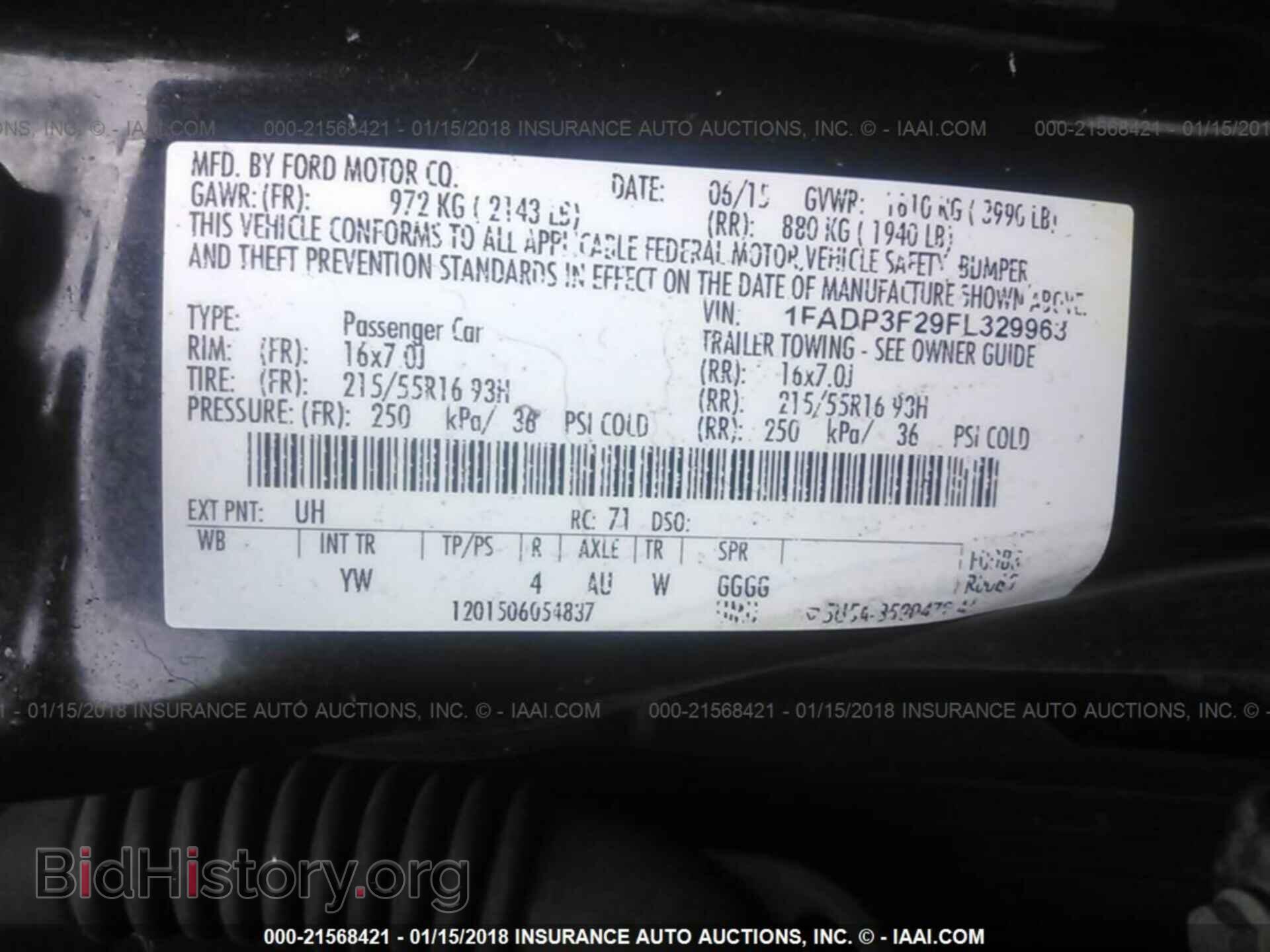 2015 Ford Focus - VIN: 1FADP3F29FL329963 - Photo 9
