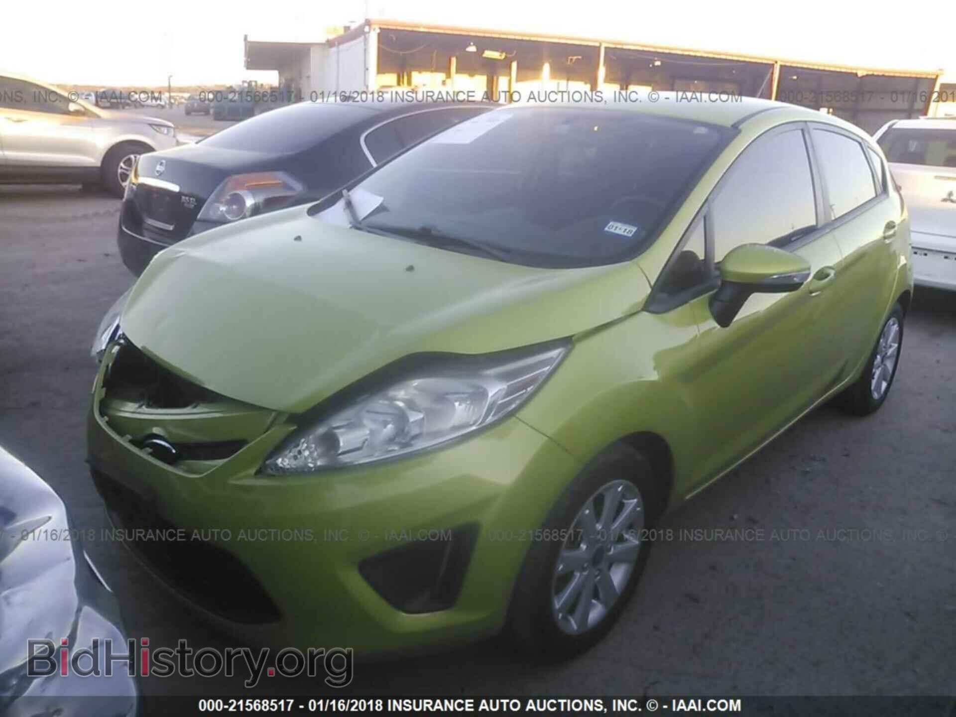 2013 Ford Fiesta - VIN: 3FADP4EJ6DM130959 - Фото 2