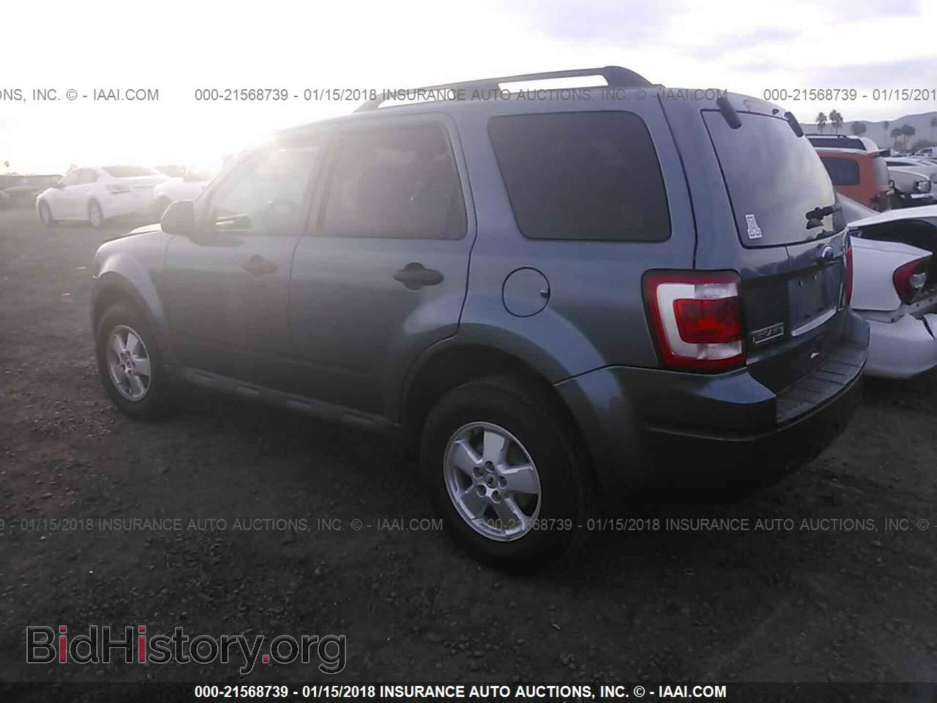 2012 Ford Escape - VIN: 1FMCU0D74CKA22791 - Photo 3