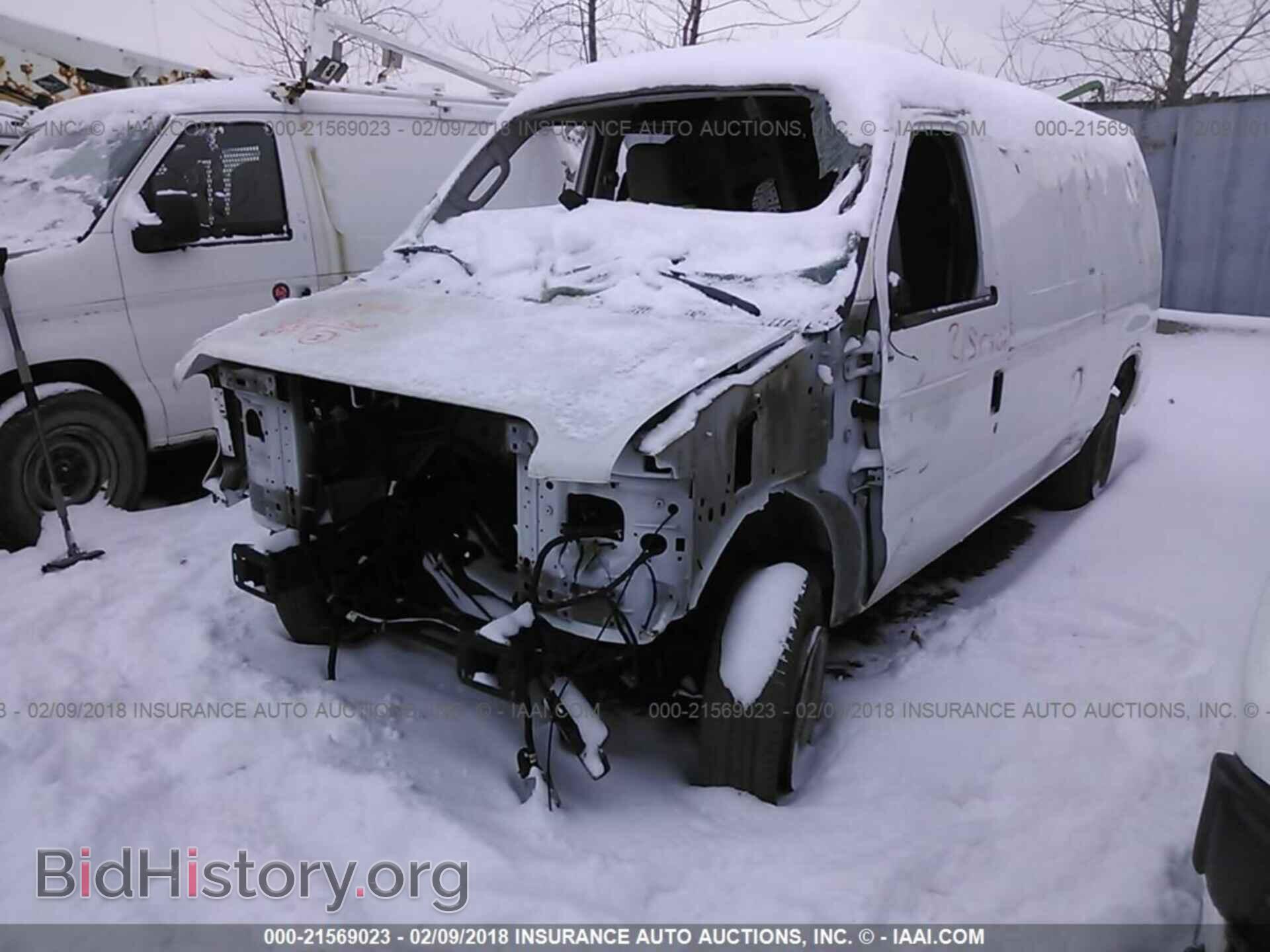 2011 Ford Econoline - VIN: 1FTNE2EL9BDA70954 - Photo 2