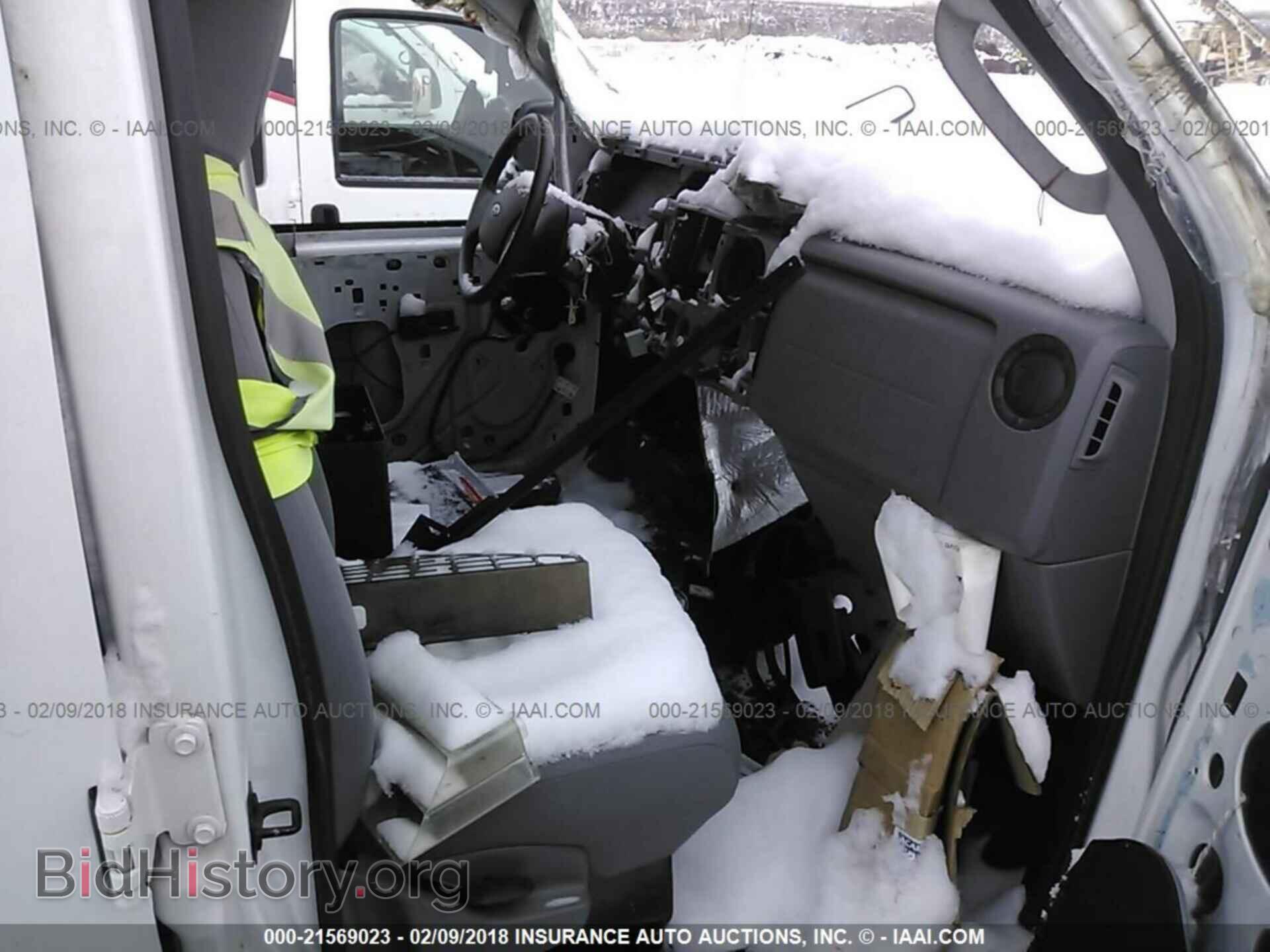 2011 Ford Econoline - VIN: 1FTNE2EL9BDA70954 - Photo 5