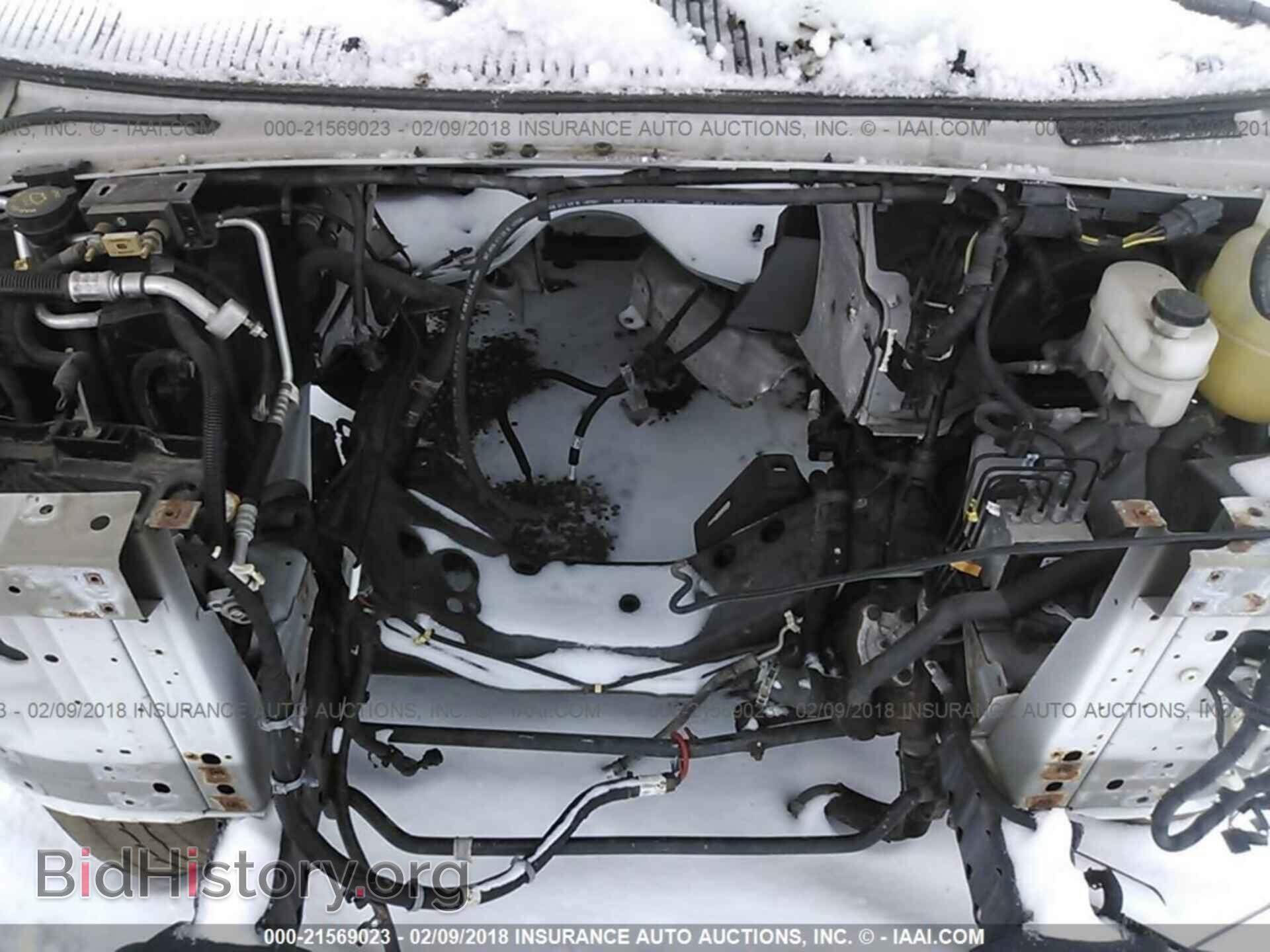 2011 Ford Econoline - VIN: 1FTNE2EL9BDA70954 - Photo 10