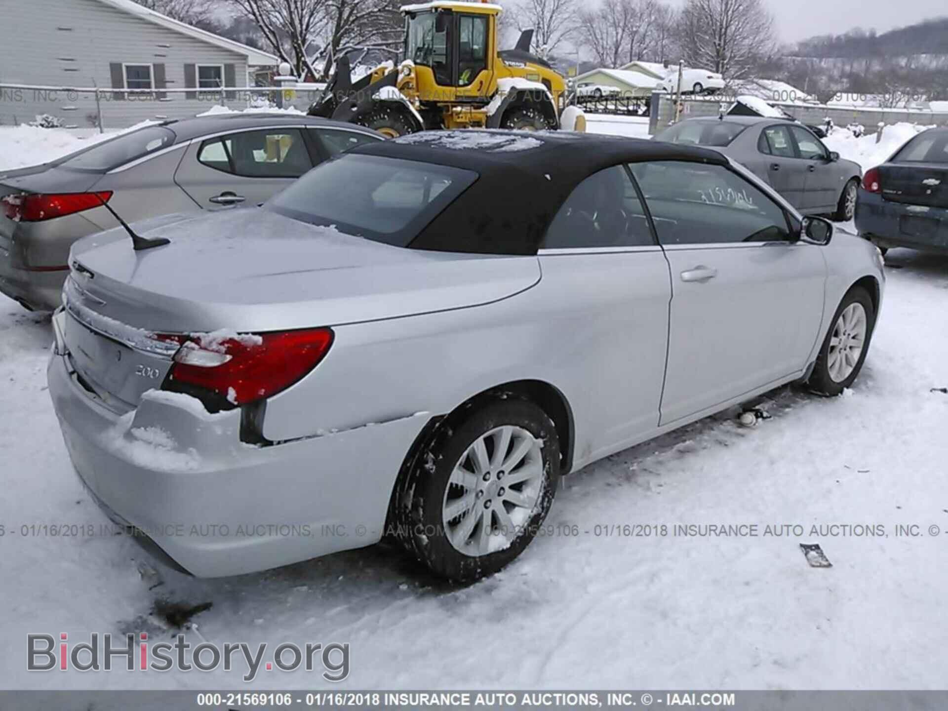 2012 Chrysler 200 - VIN: 1C3BCBEB5CN229341 - Photo 4