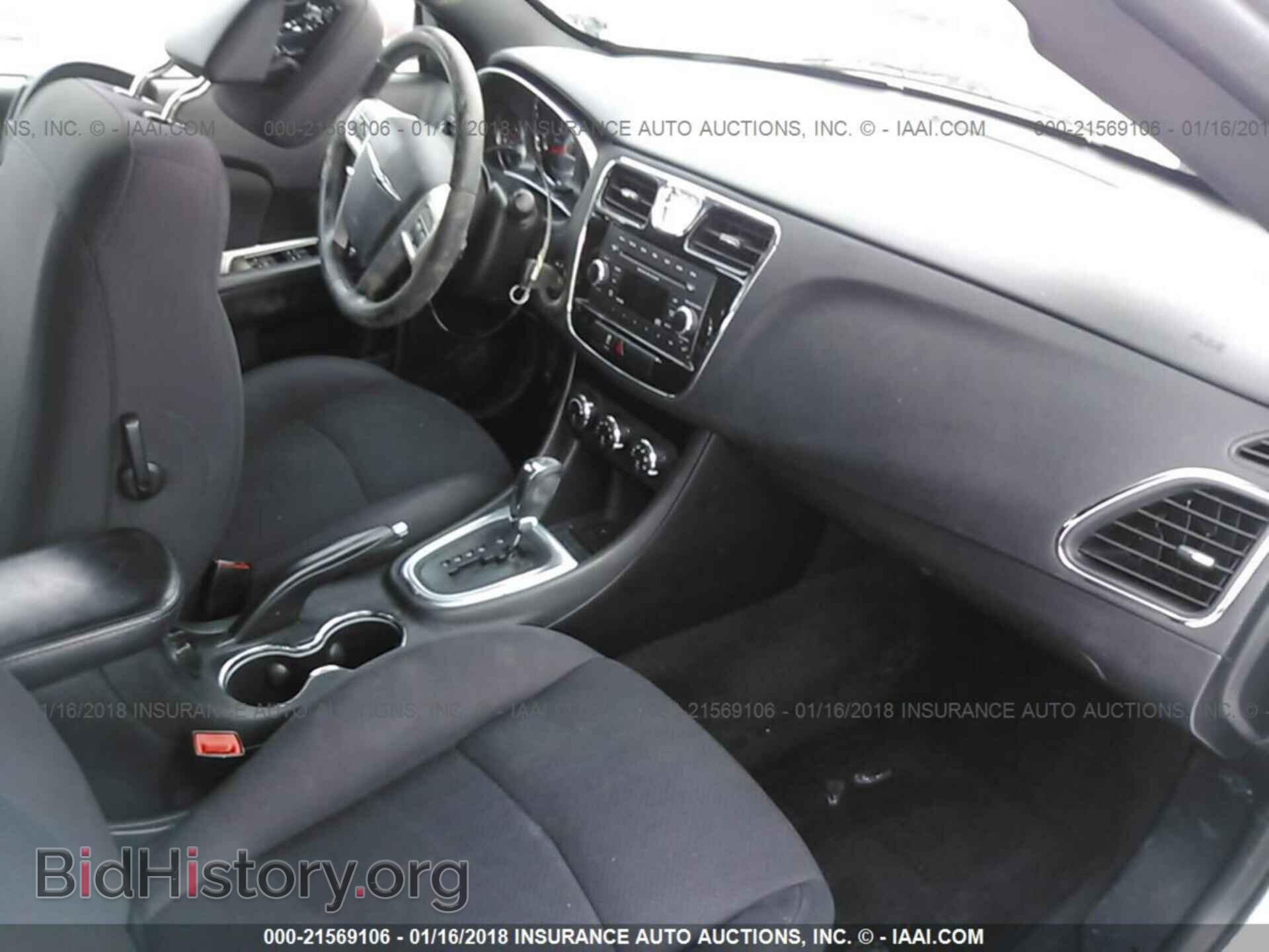 2012 Chrysler 200 - VIN: 1C3BCBEB5CN229341 - Photo 5