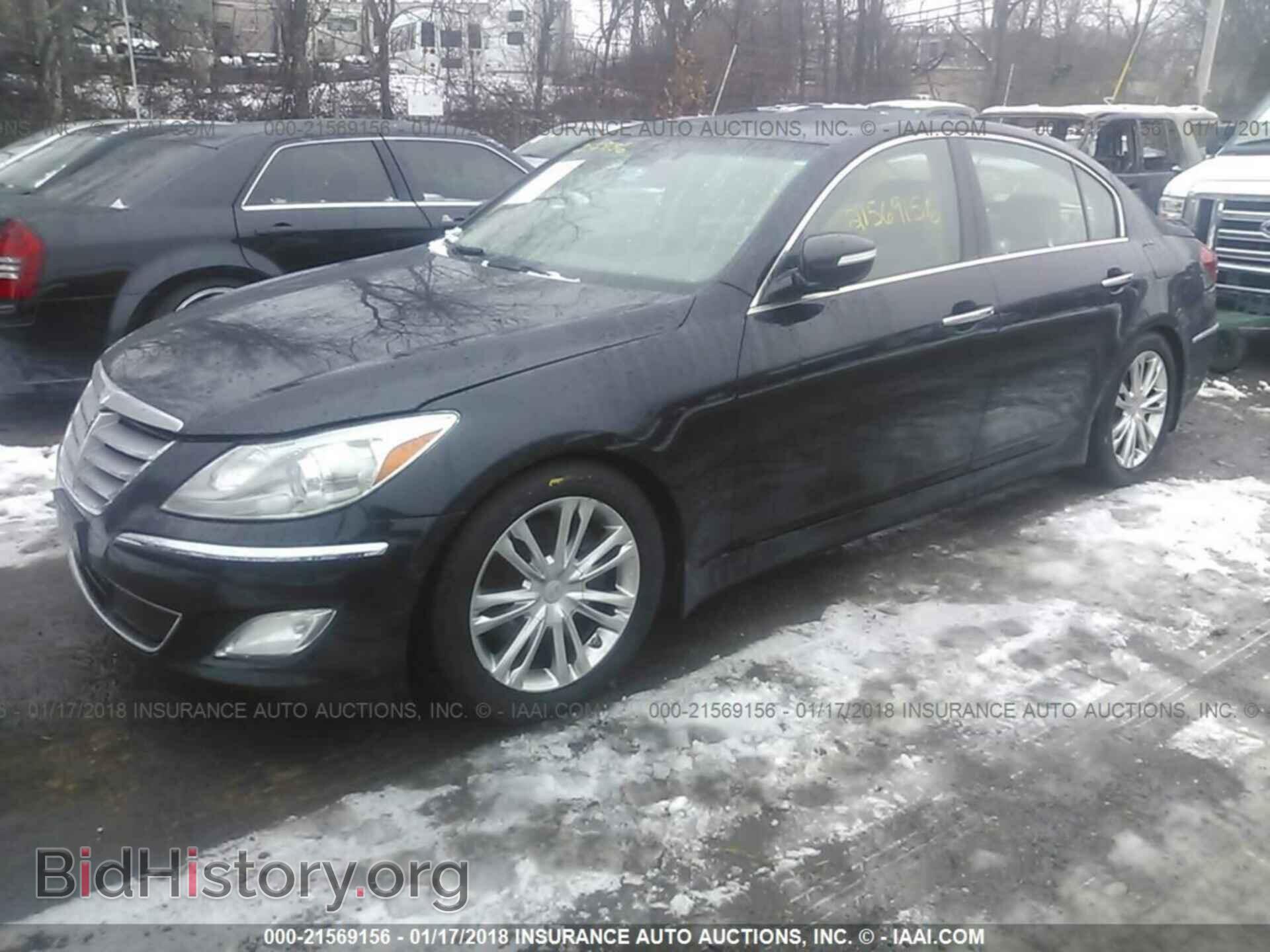 2012 Hyundai Genesis - VIN: KMHGC4DD4CU180134 - Фото 2