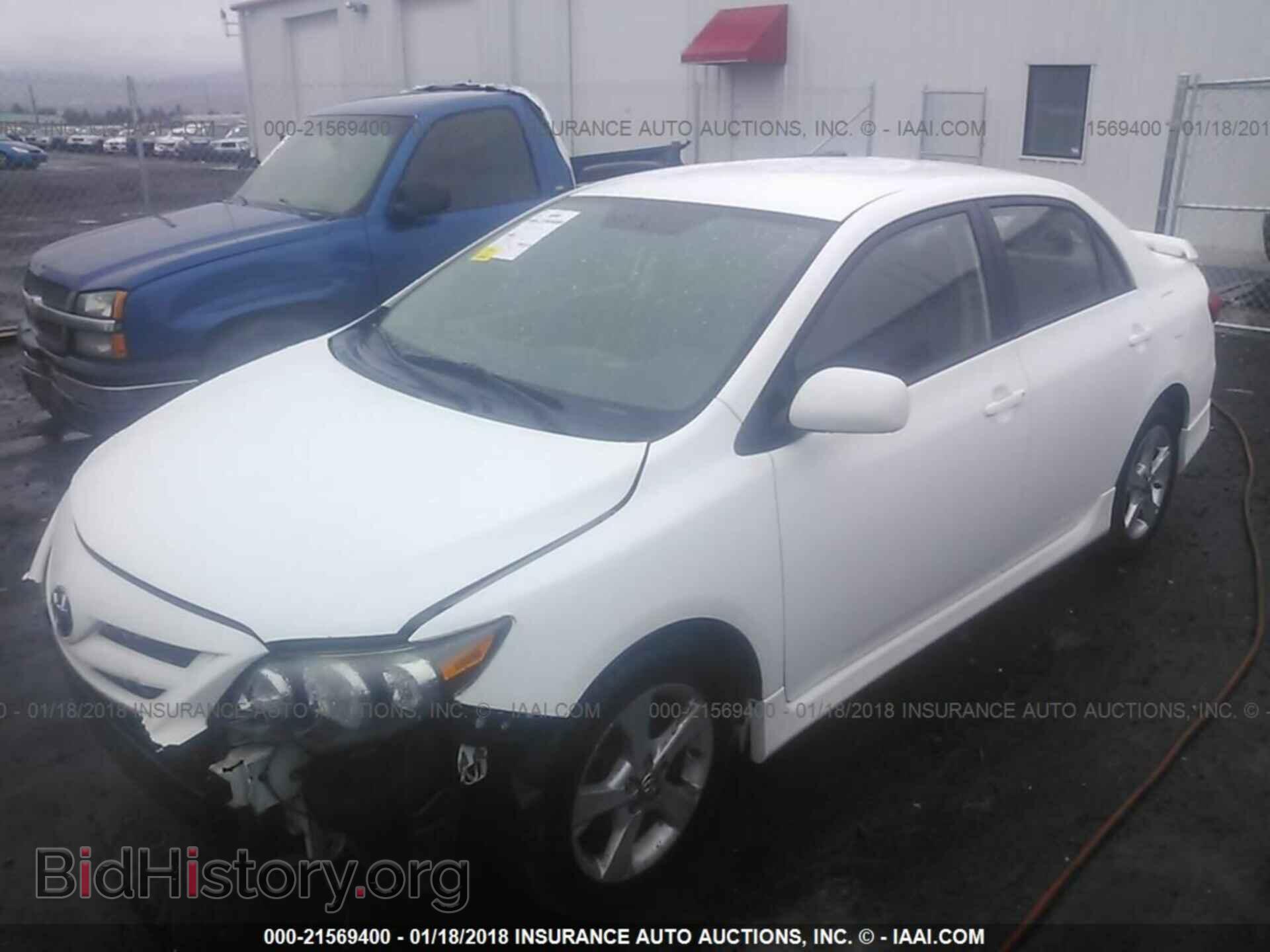 2011 Toyota Corolla - VIN: 2T1BU4EE9BC656716 - Фото 2