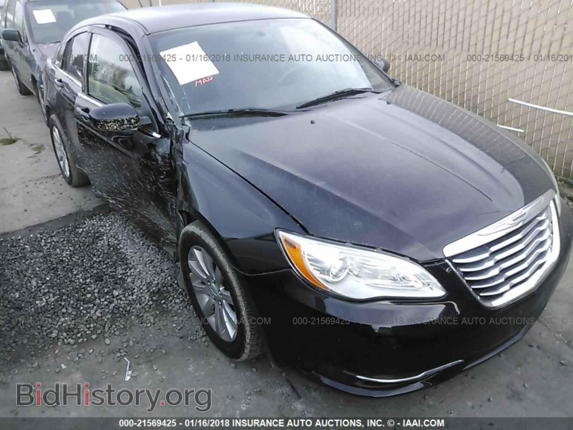 Photo 1C3CCBBG3DN635382 - Chrysler 200 2013
