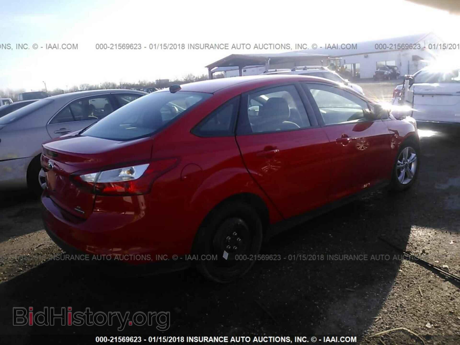 2014 Ford Focus - VIN: 1FADP3F2XEL212049 - Фото 4