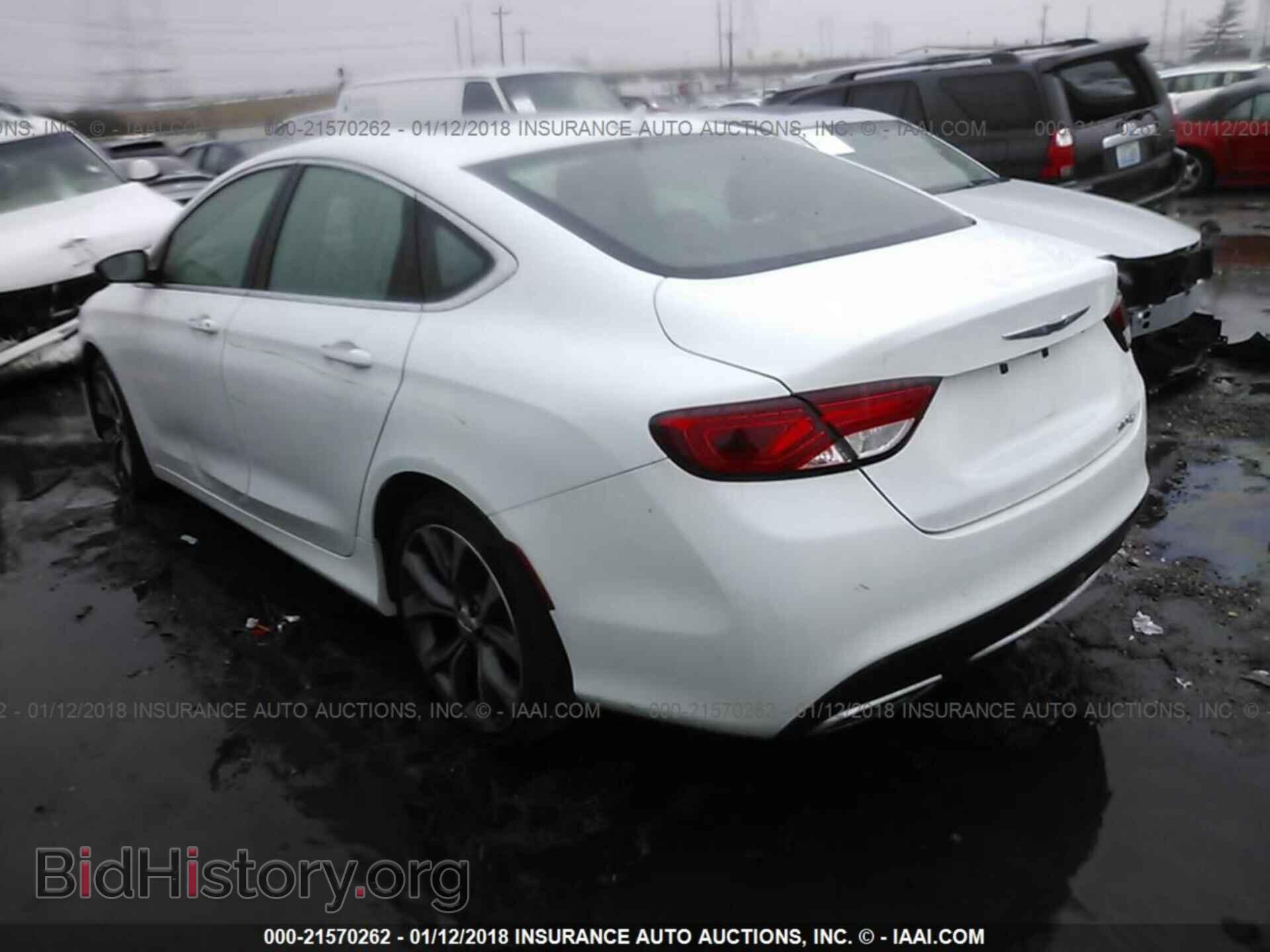 2016 Chrysler 200 - VIN: 1C3CCCCG6GN173165 - Photo 3