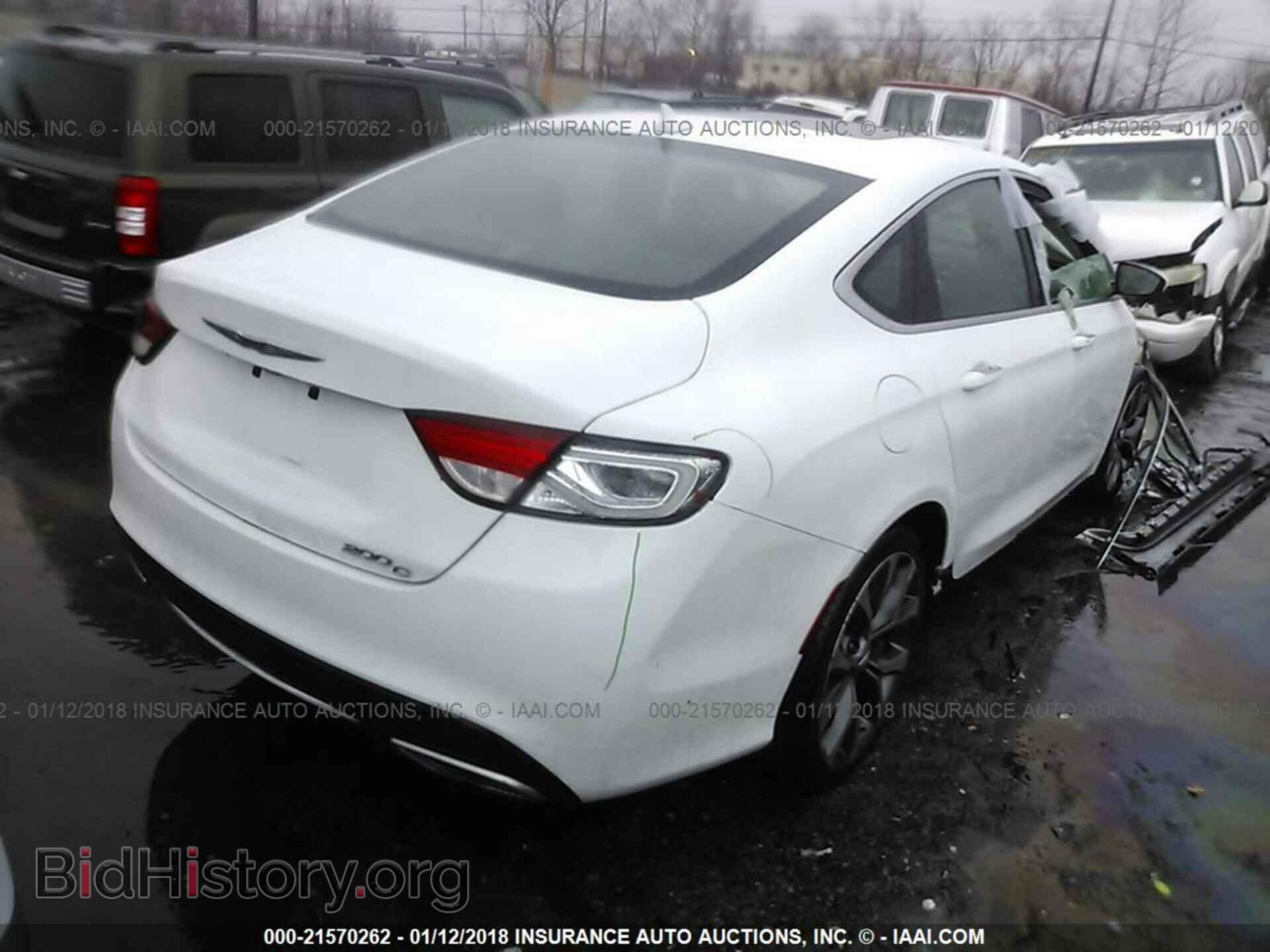 2016 Chrysler 200 - VIN: 1C3CCCCG6GN173165 - Photo 4