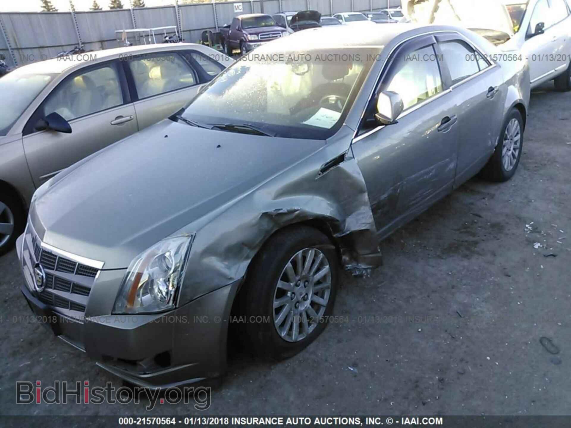 2011 Cadillac Cts - VIN: 1G6DA5EY2B0160302 - Фото 2