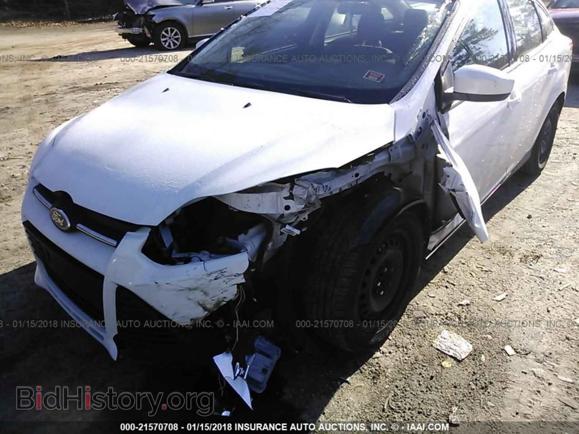 2012 Ford Focus - VIN: 1FAHP3F23CL195805 - Photo 6