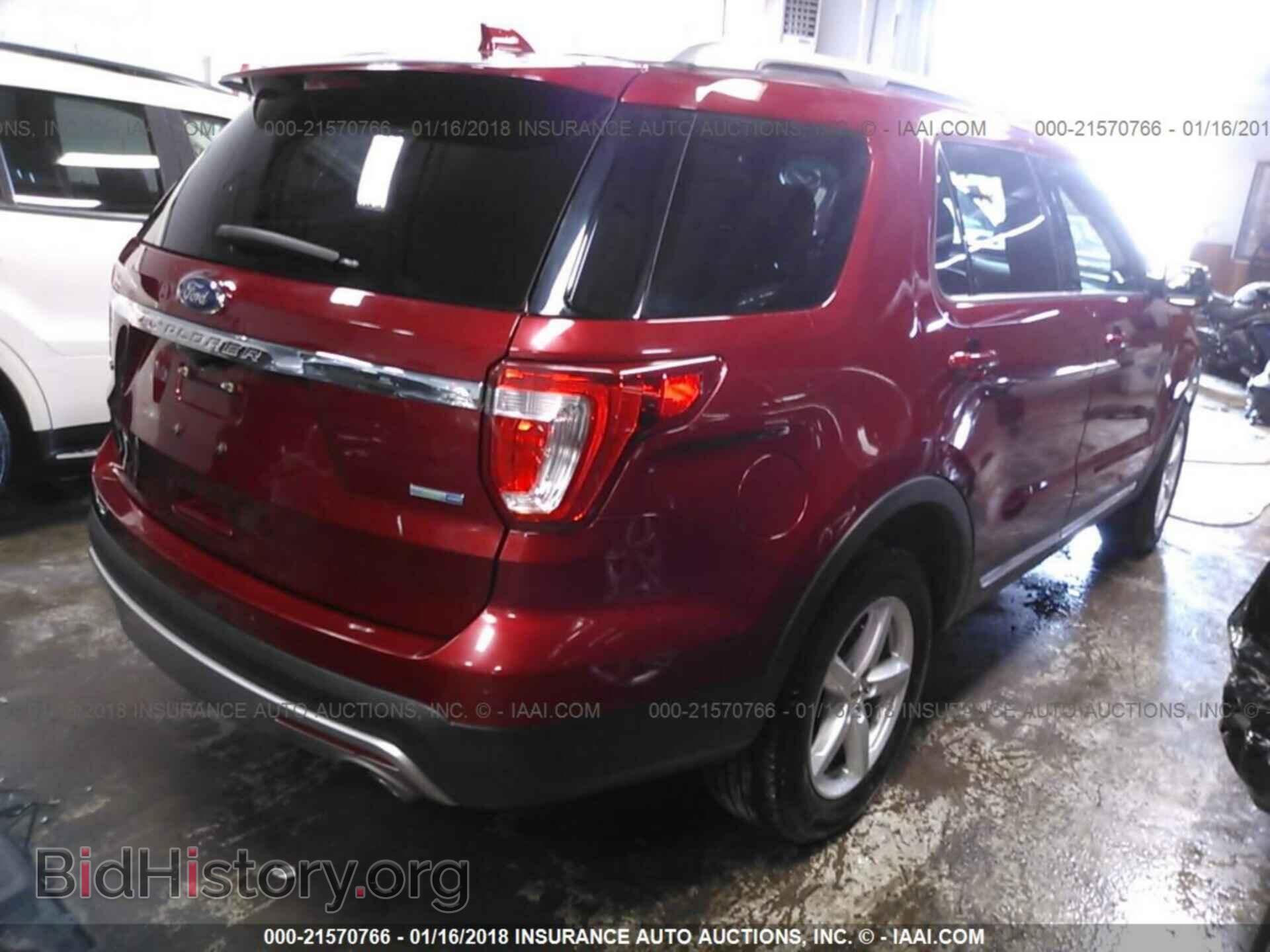 2016 Ford Explorer - VIN: 1FM5K8DH0GGD20432 - Photo 4