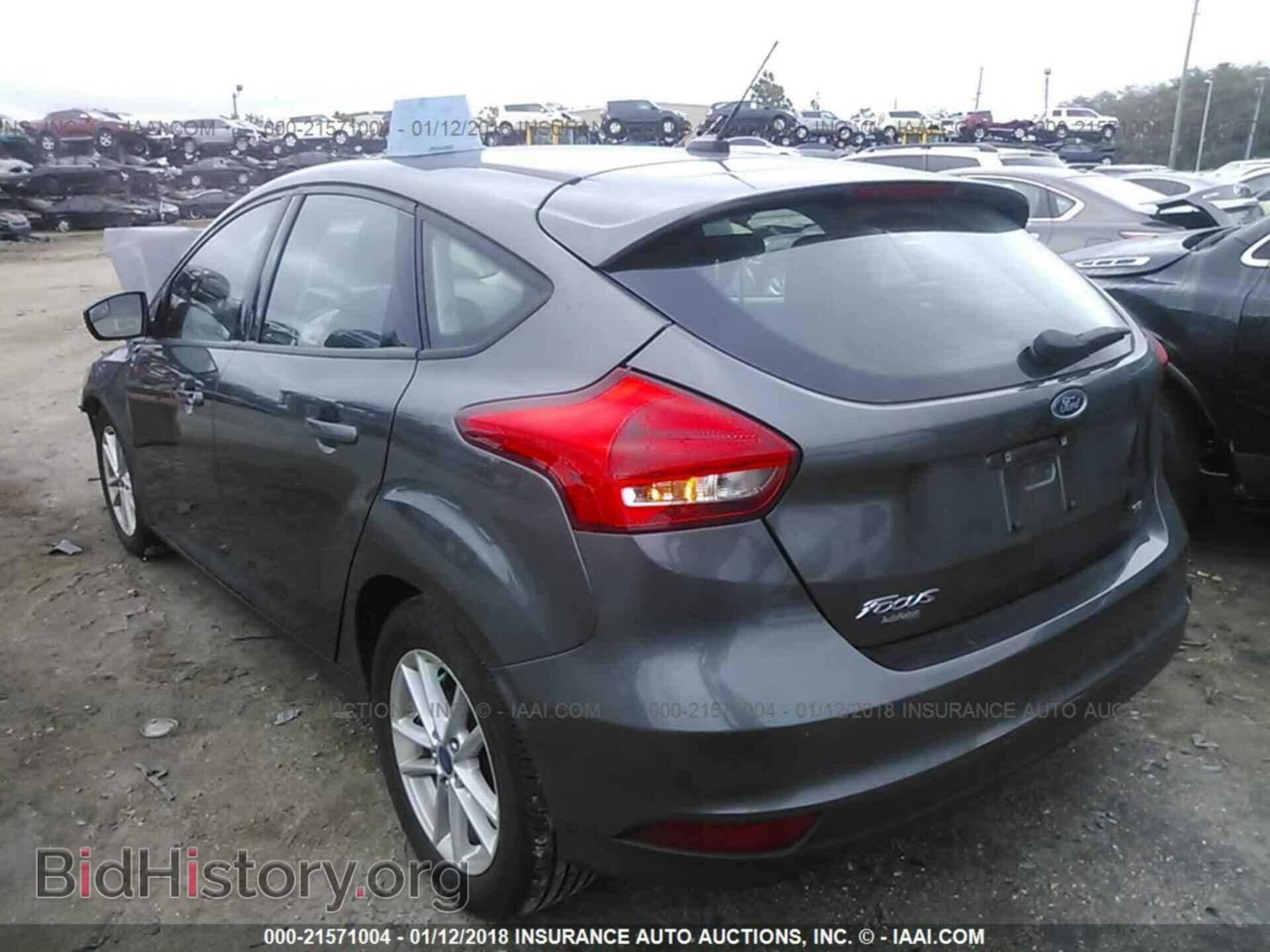 2017 Ford Focus - VIN: 1FADP3K22HL218566 - Фото 3