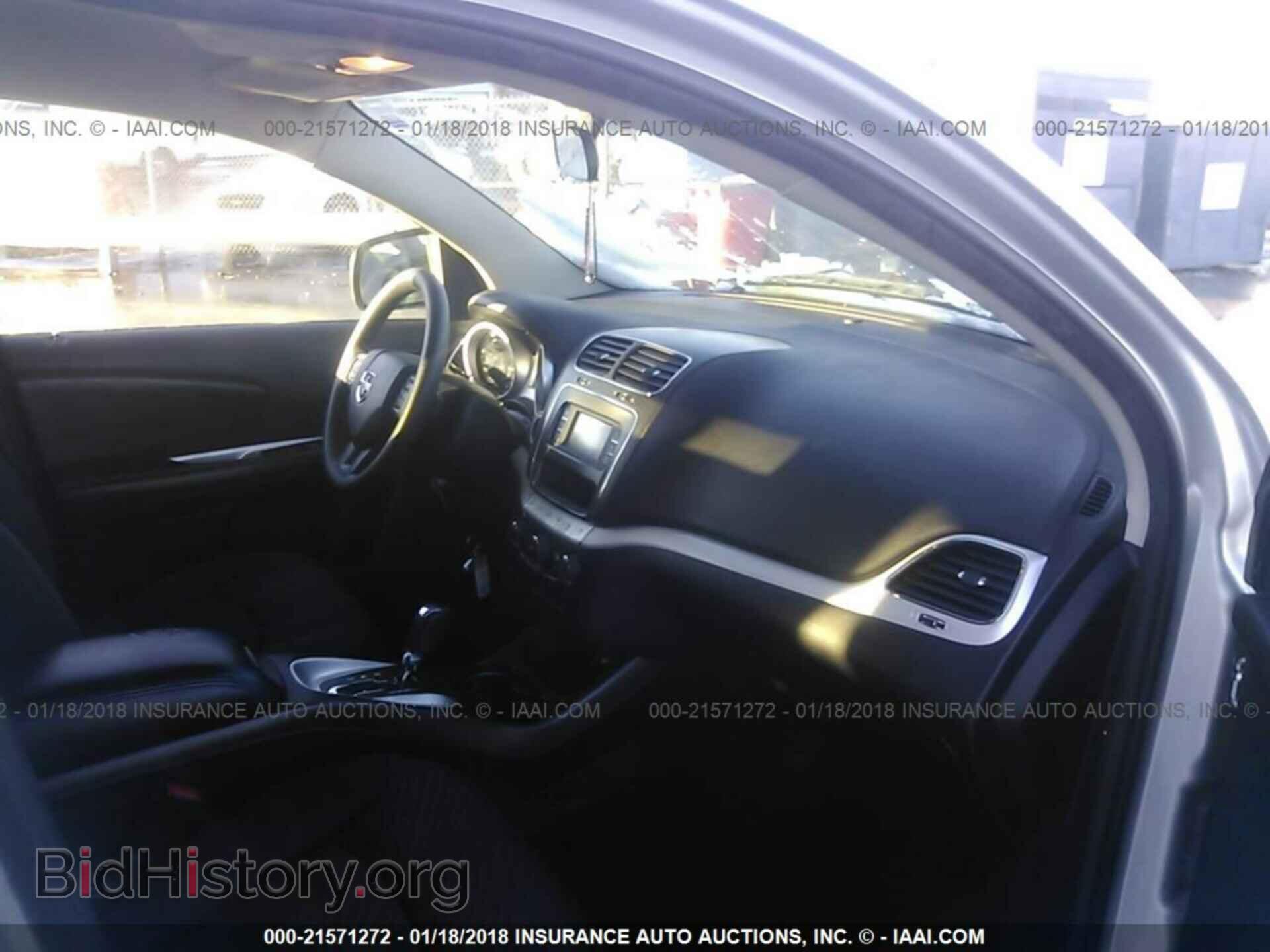 2012 Dodge Journey - VIN: 3C4PDCBG7CT387488 - Photo 5
