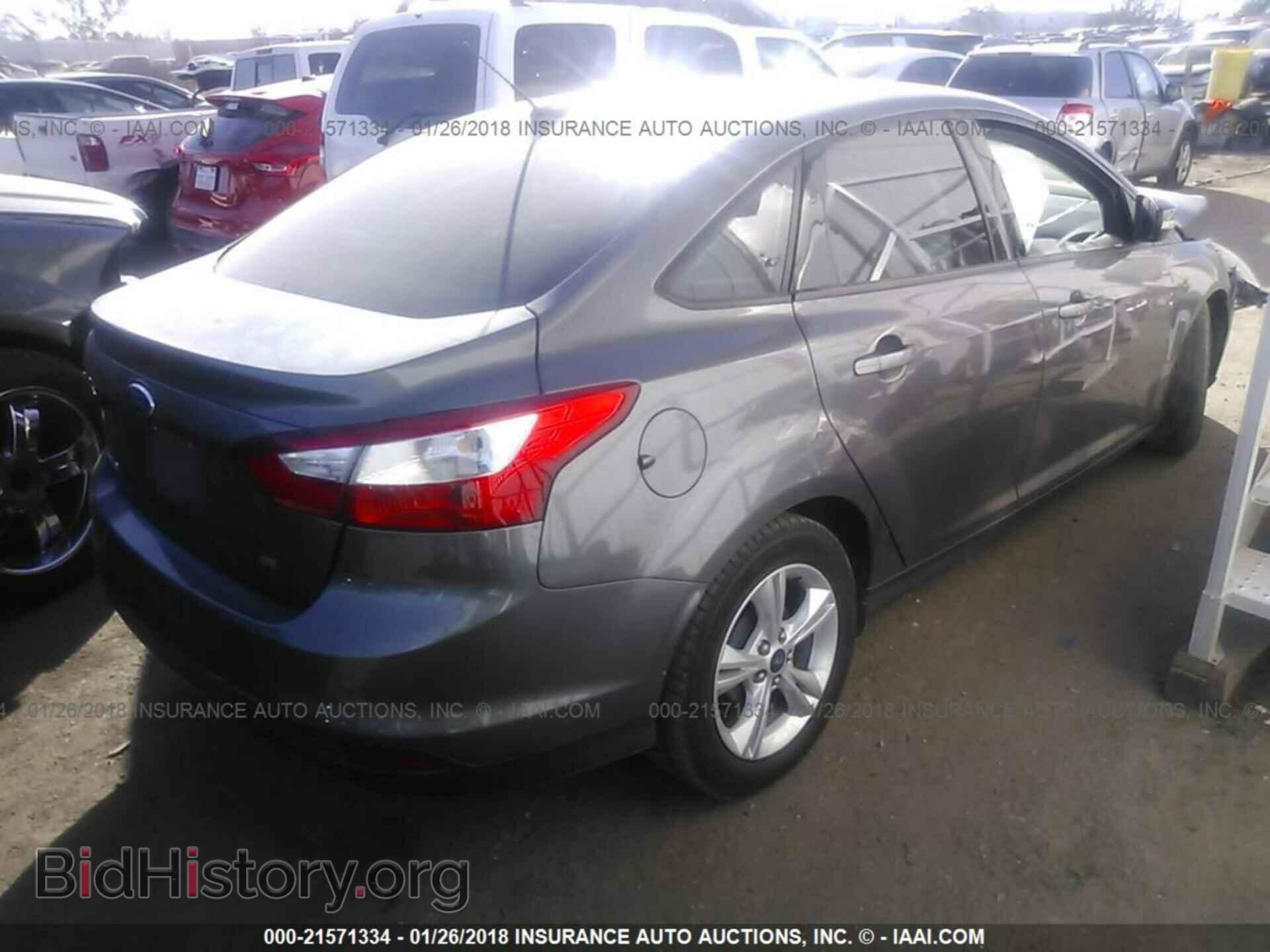 2013 Ford Focus - VIN: 1FADP3F25DL338432 - Photo 4