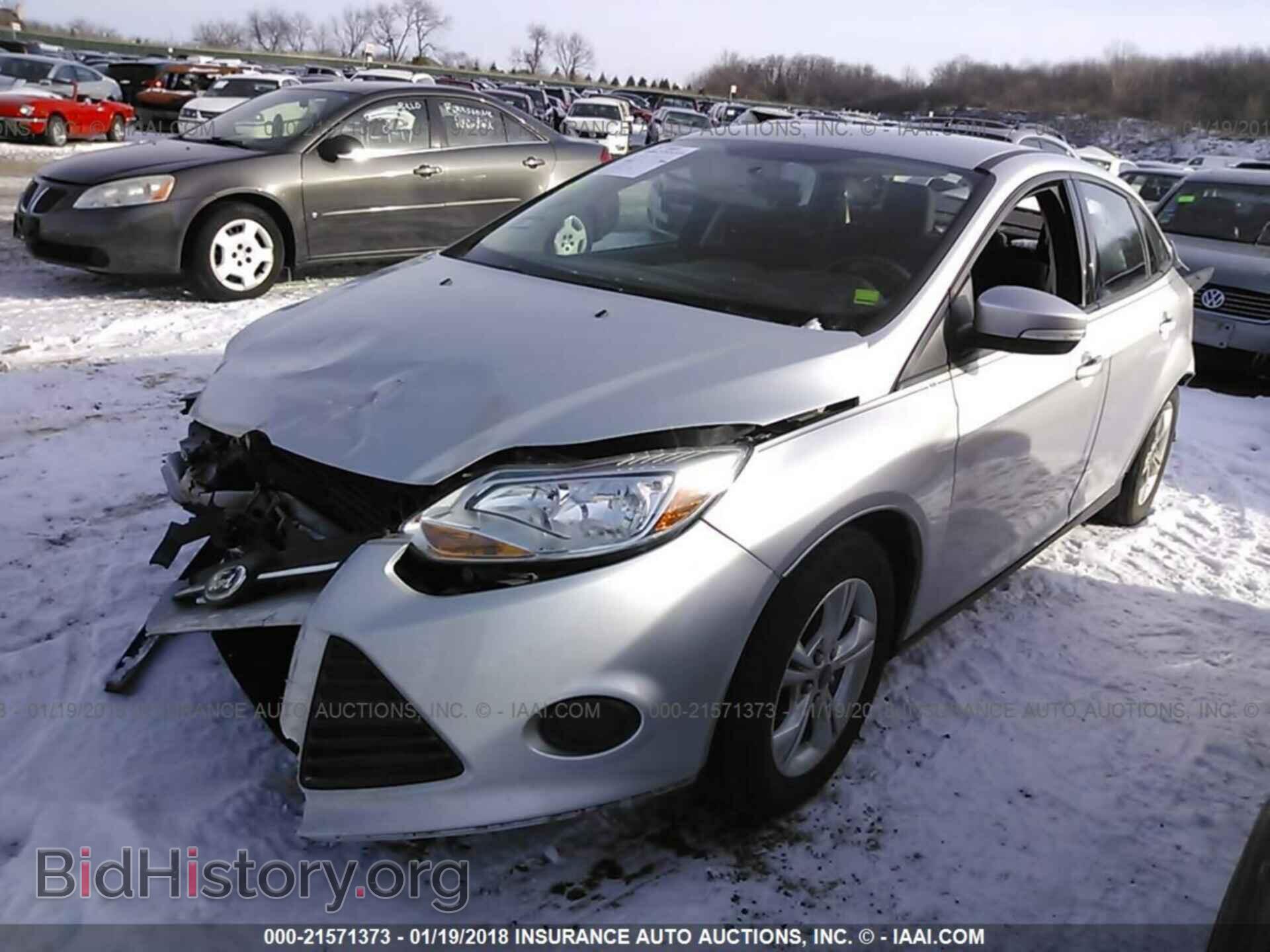 2014 Ford Focus - VIN: 1FADP3F25EL379340 - Photo 2