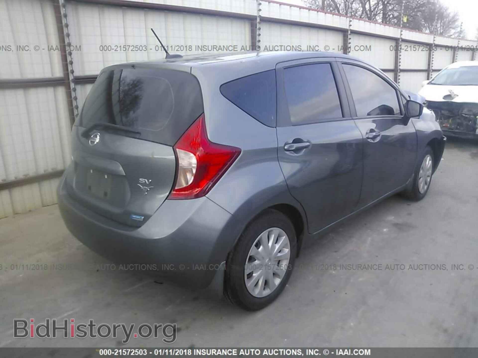 2016 Nissan Versa note - VIN: 3N1CE2CP0GL372604 - Фото 4