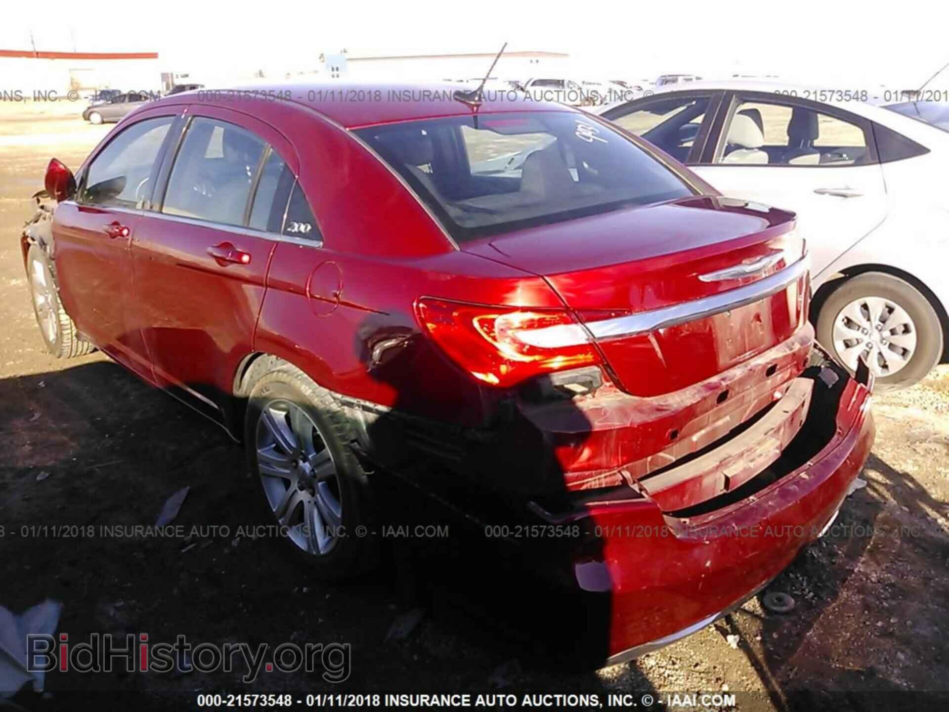 2013 Chrysler 200 - VIN: 1C3CCBAB9DN647770 - Фото 3