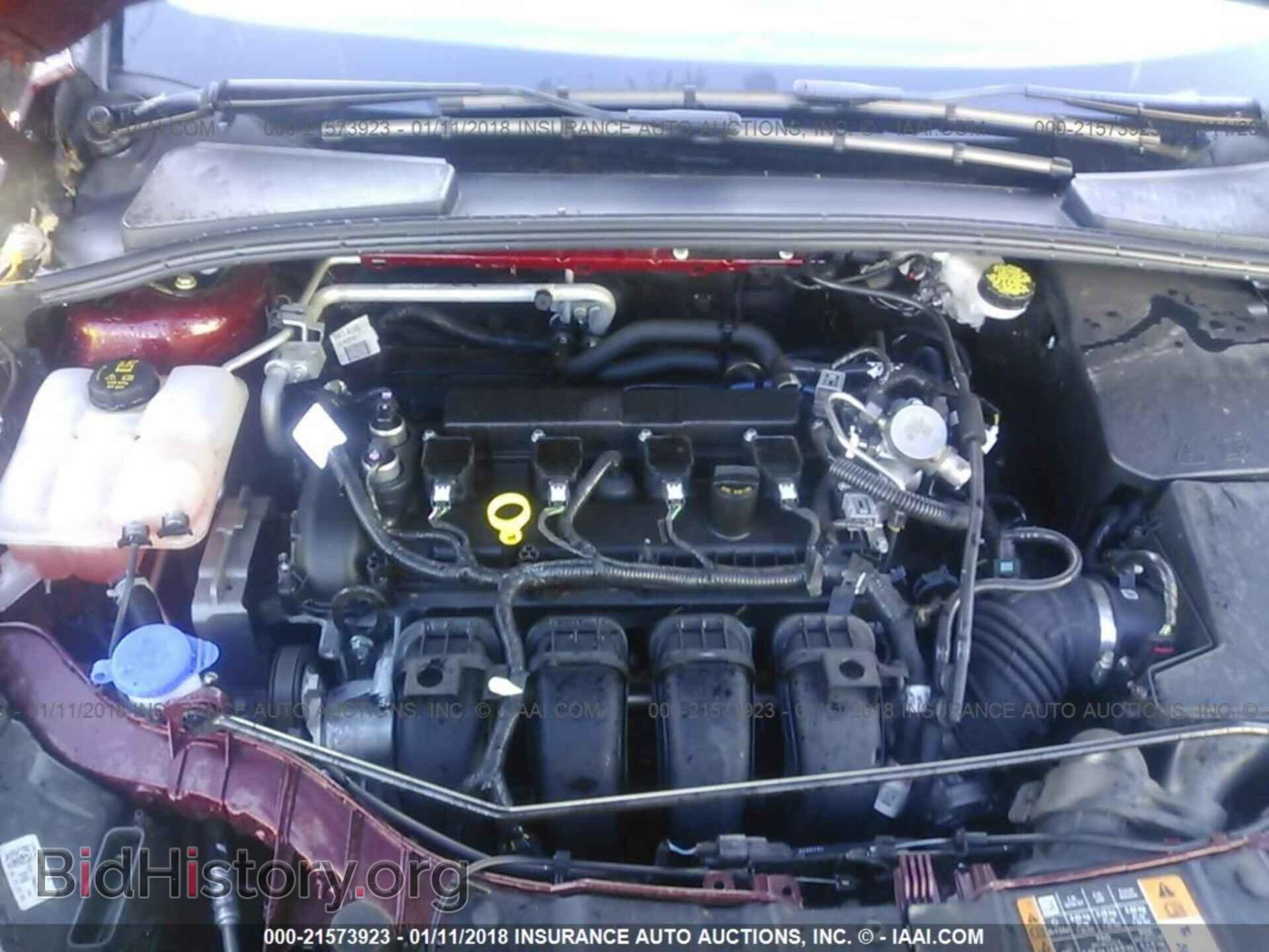 2016 Ford Focus - VIN: 1FADP3F20GL384318 - Photo 10