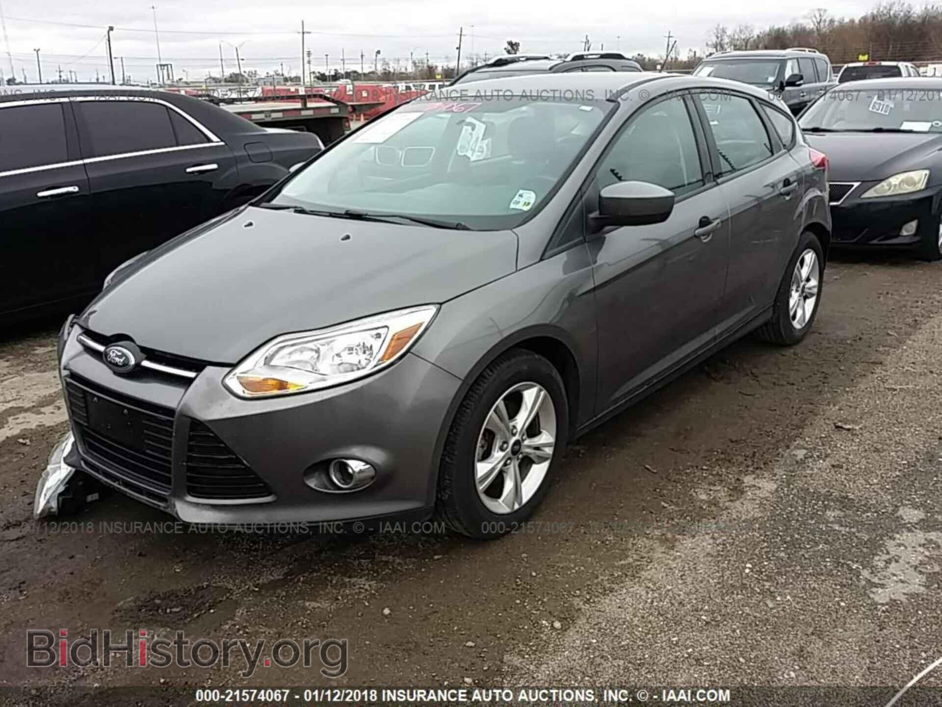 2012 Ford Focus - VIN: 1FAHP3K22CL427963 - Photo 2