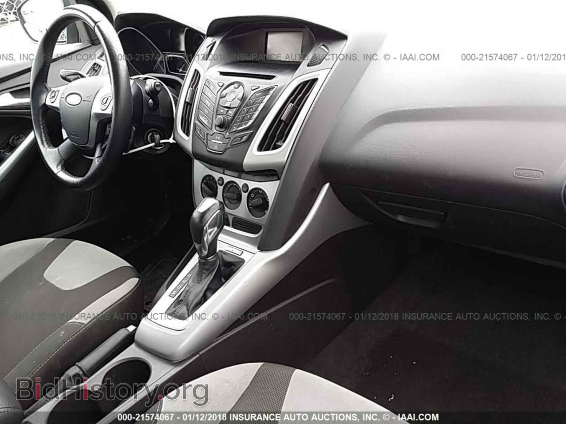 2012 Ford Focus - VIN: 1FAHP3K22CL427963 - Photo 5