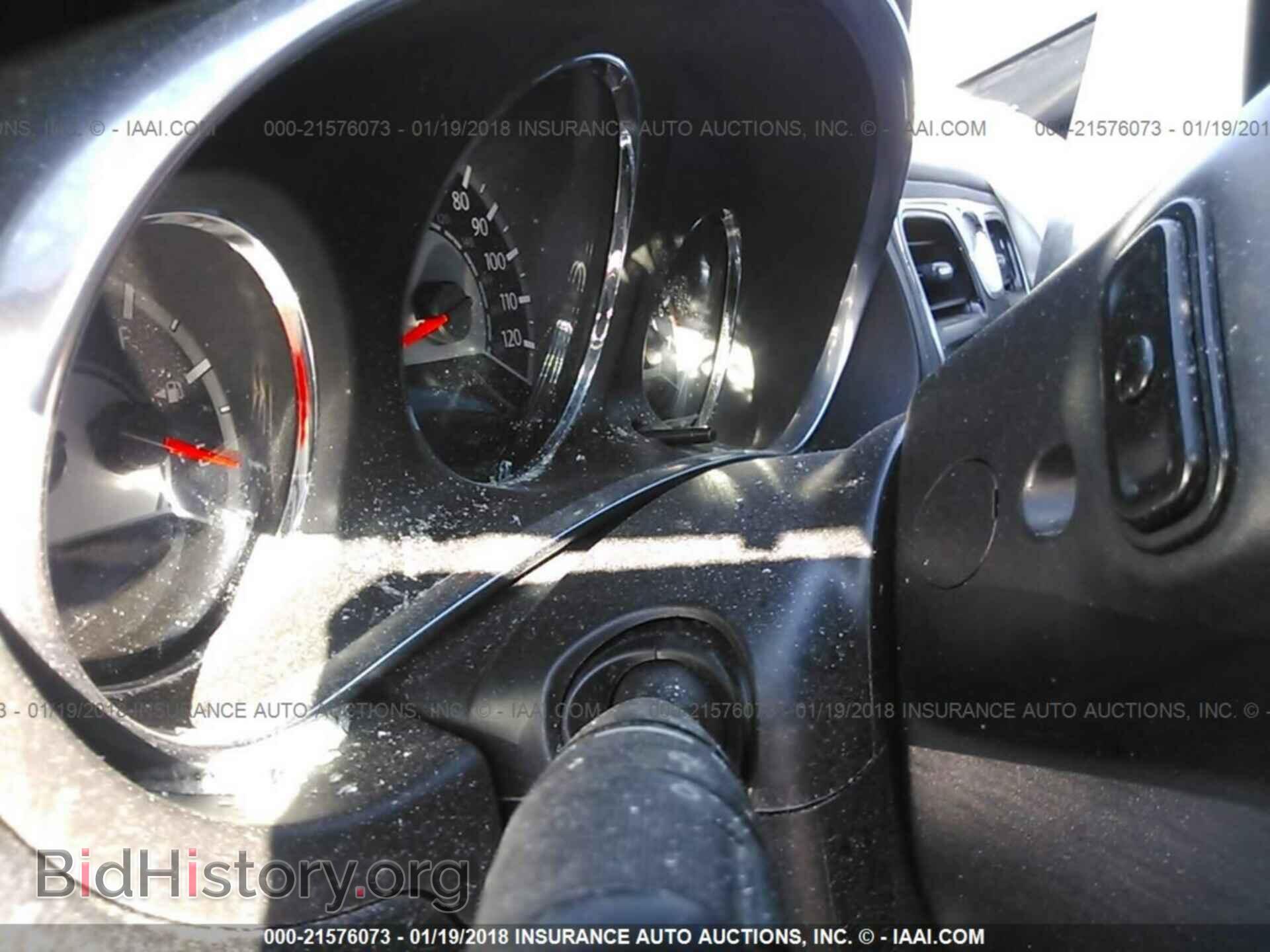 2013 Chrysler 200 - VIN: 1C3CCBBB8DN763590 - Фото 7