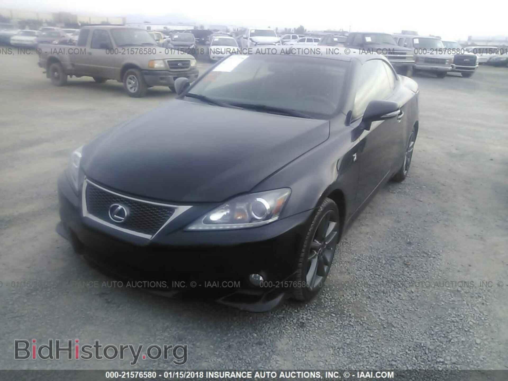 2013 Lexus Is - VIN: JTHFF2C20D2527076 - Photo 2