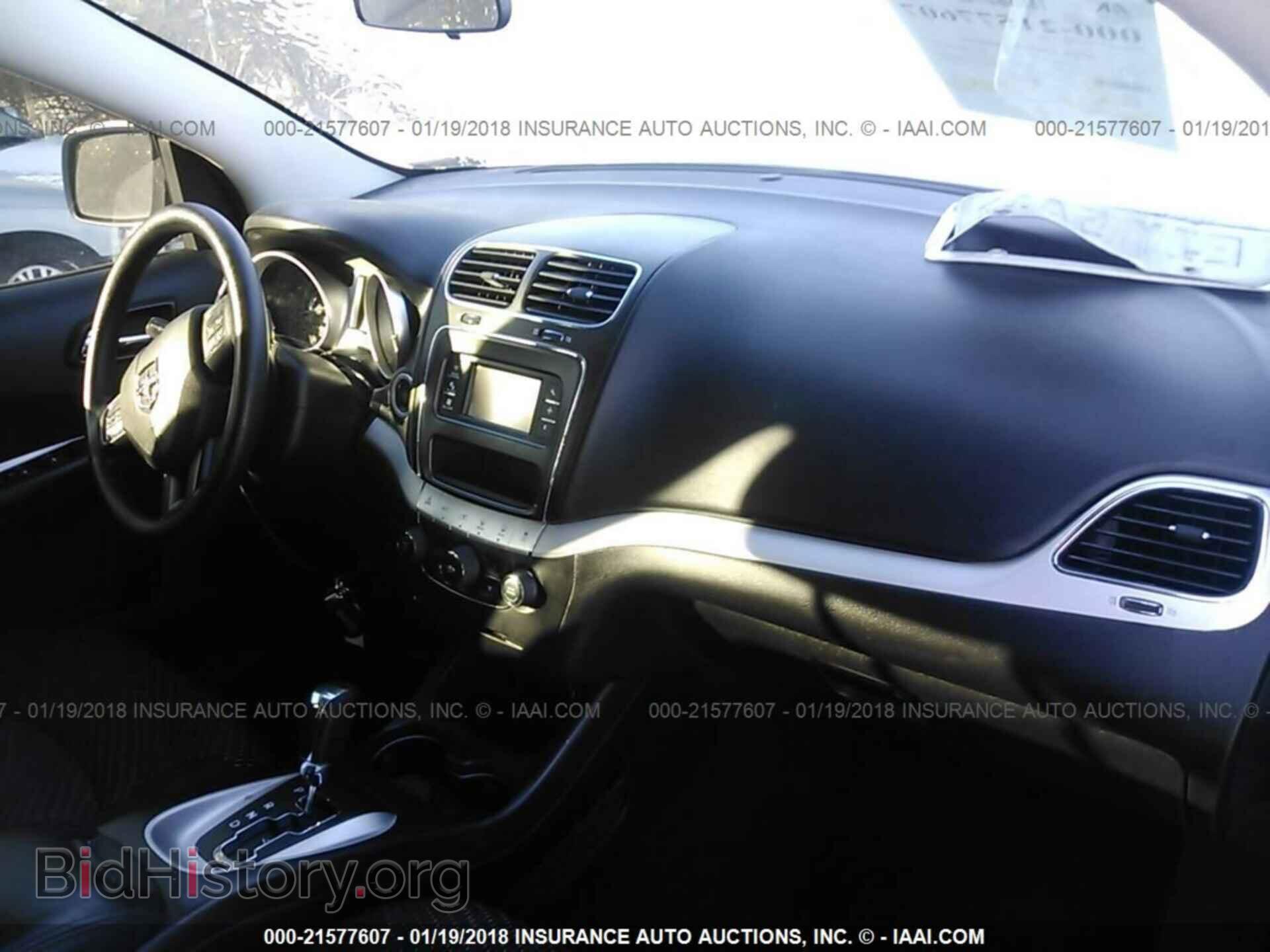 2014 Dodge Journey - VIN: 3C4PDDBGXET251400 - Фото 5