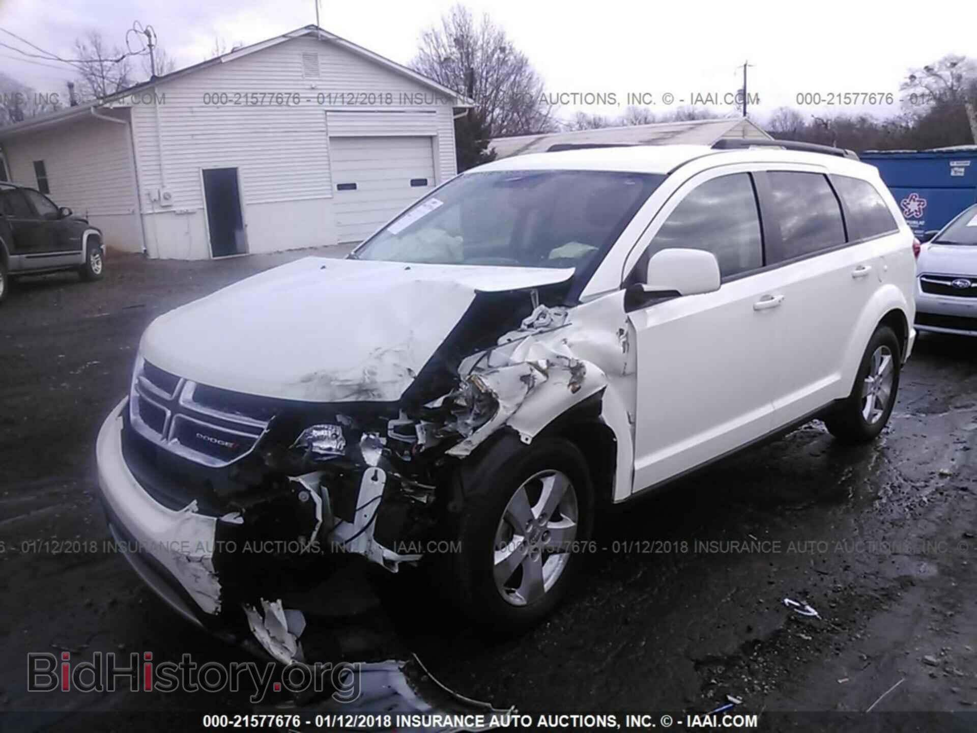 2012 Dodge Journey - VIN: 3C4PDCBG5CT395301 - Фото 2