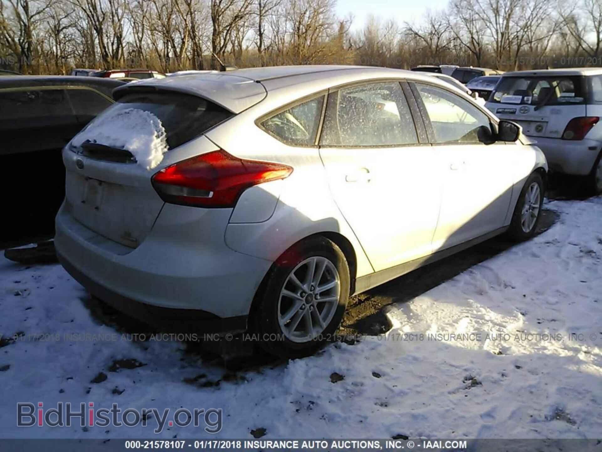 2015 Ford Focus - VIN: 1FADP3K26FL289038 - Photo 4