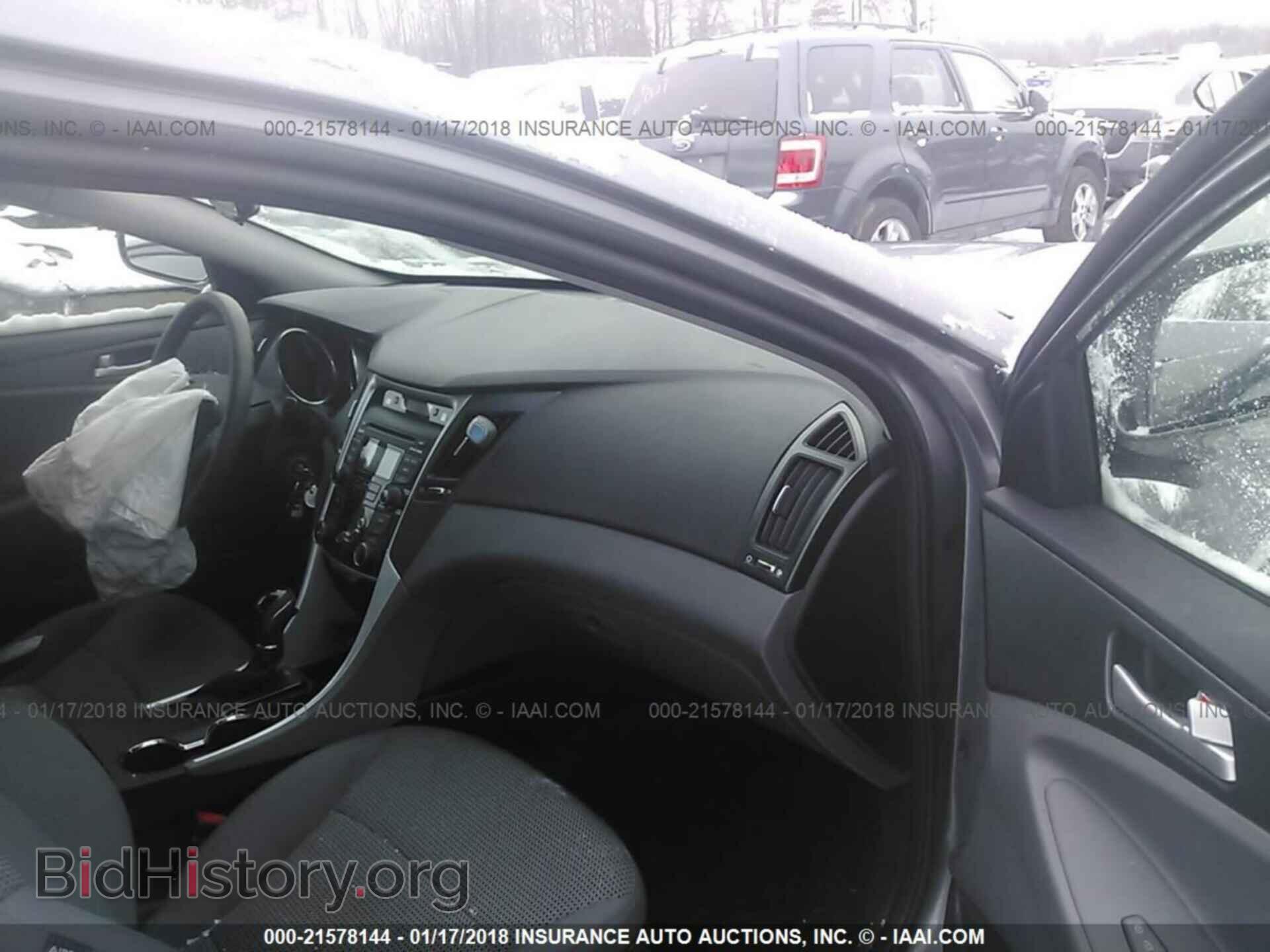 2012 Hyundai Sonata - VIN: 5NPEB4AC4CH313477 - Фото 5