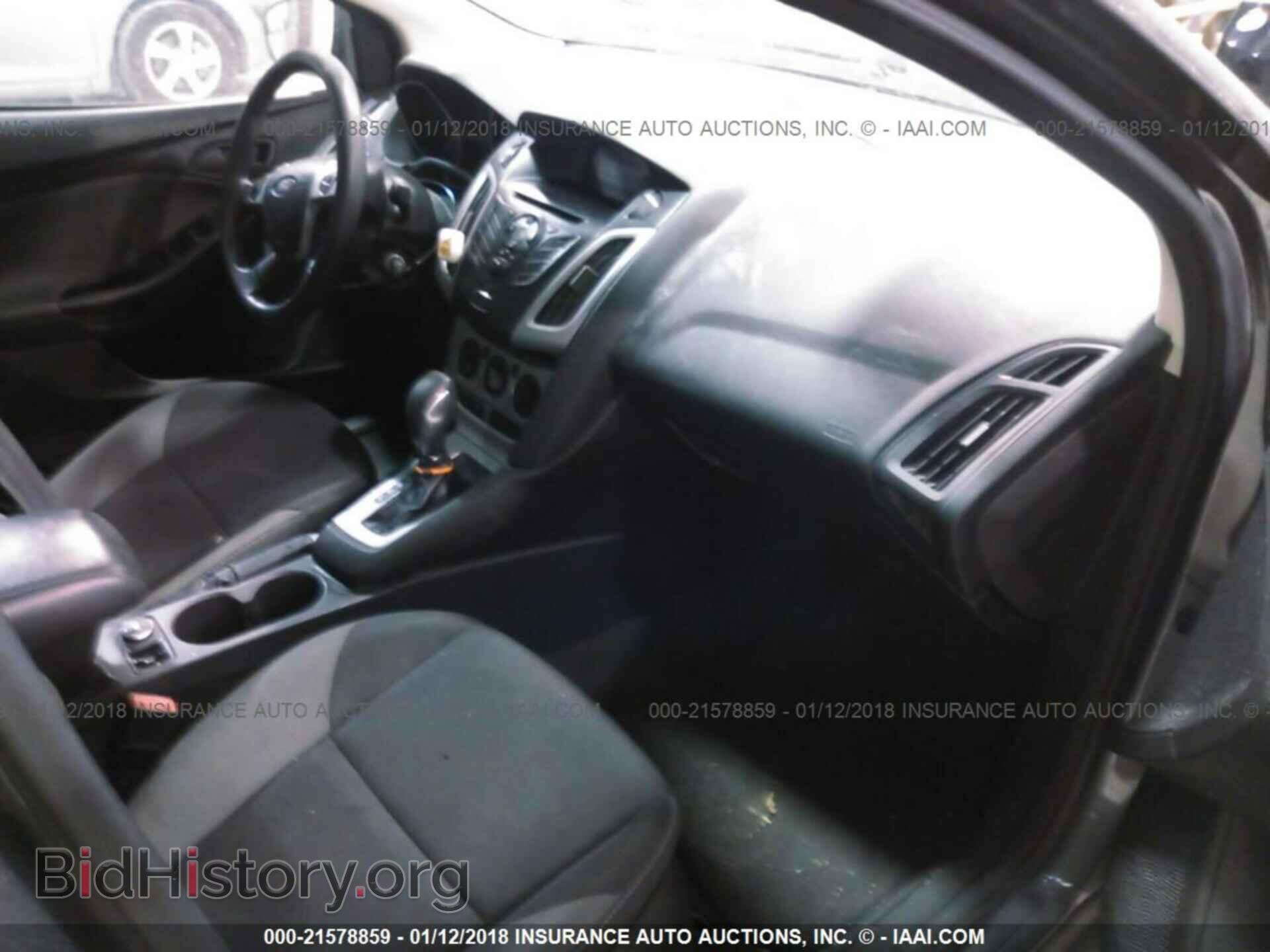 2012 Ford Focus - VIN: 1FAHP3F28CL201758 - Фото 5