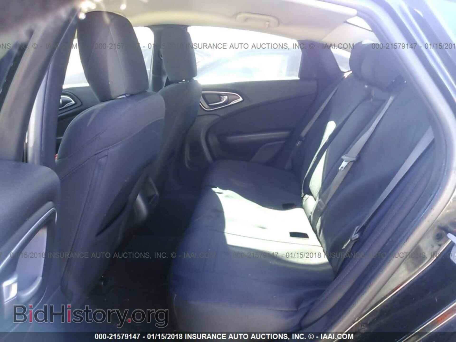 2015 Chrysler 200 - VIN: 1C3CCCAB7FN724130 - Photo 8