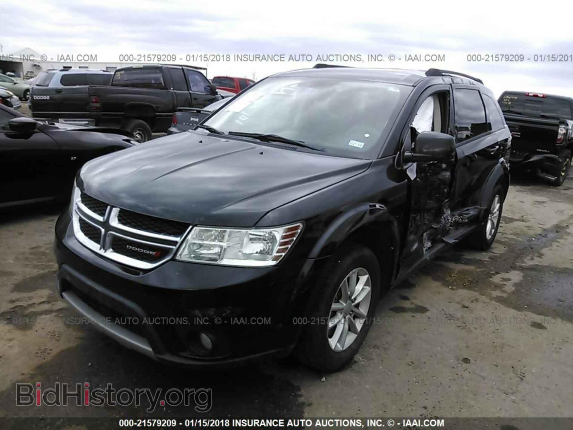 2015 Dodge Journey - VIN: 3C4PDCBG2FT628006 - Photo 2