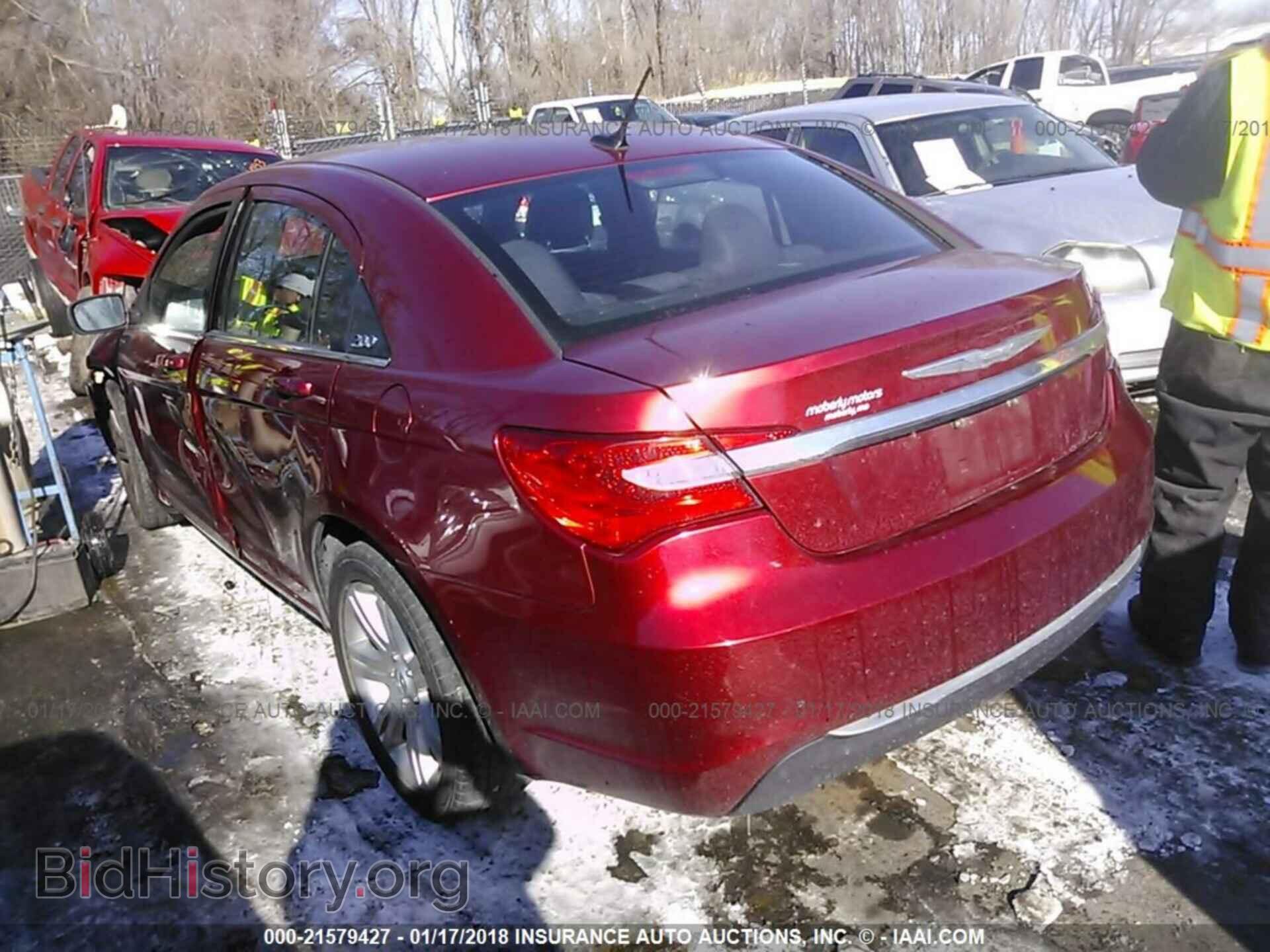 2013 Chrysler 200 - VIN: 1C3CCBBB3DN617162 - Фото 3
