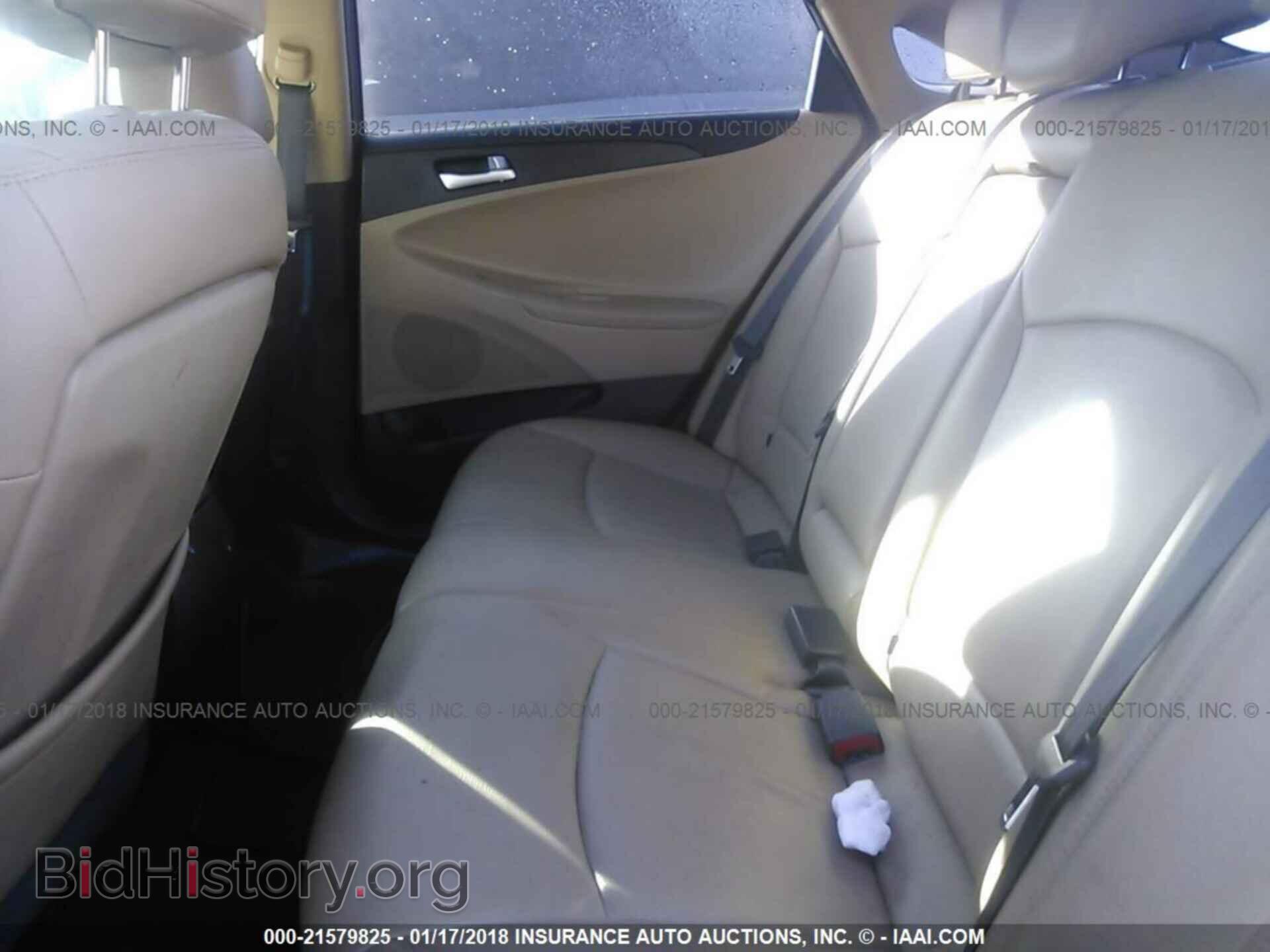2012 Hyundai Sonata - VIN: 5NPEB4AC5CH447513 - Photo 8