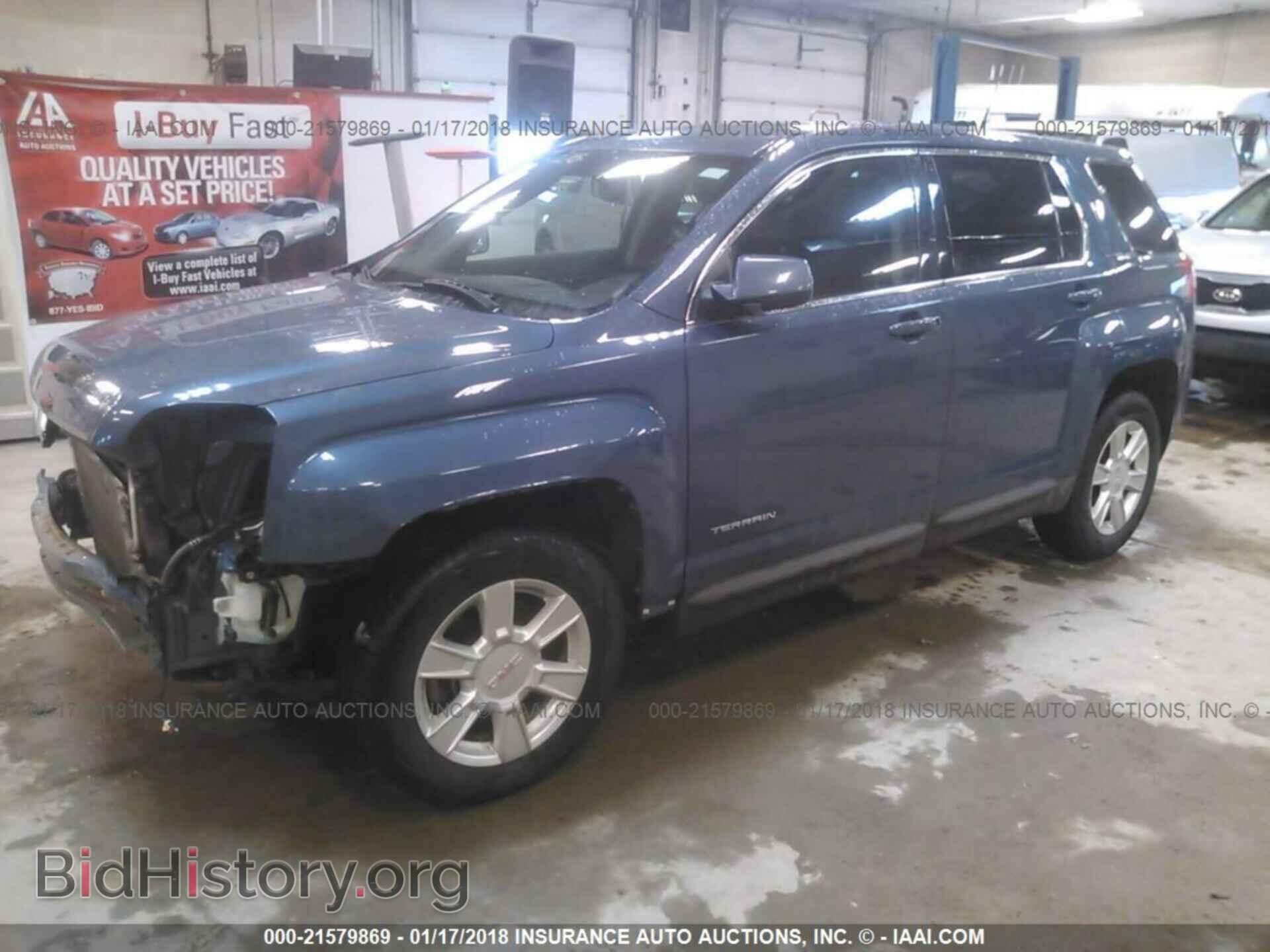 2011 Gmc Terrain - VIN: 2CTFLREC3B6222748 - Photo 2