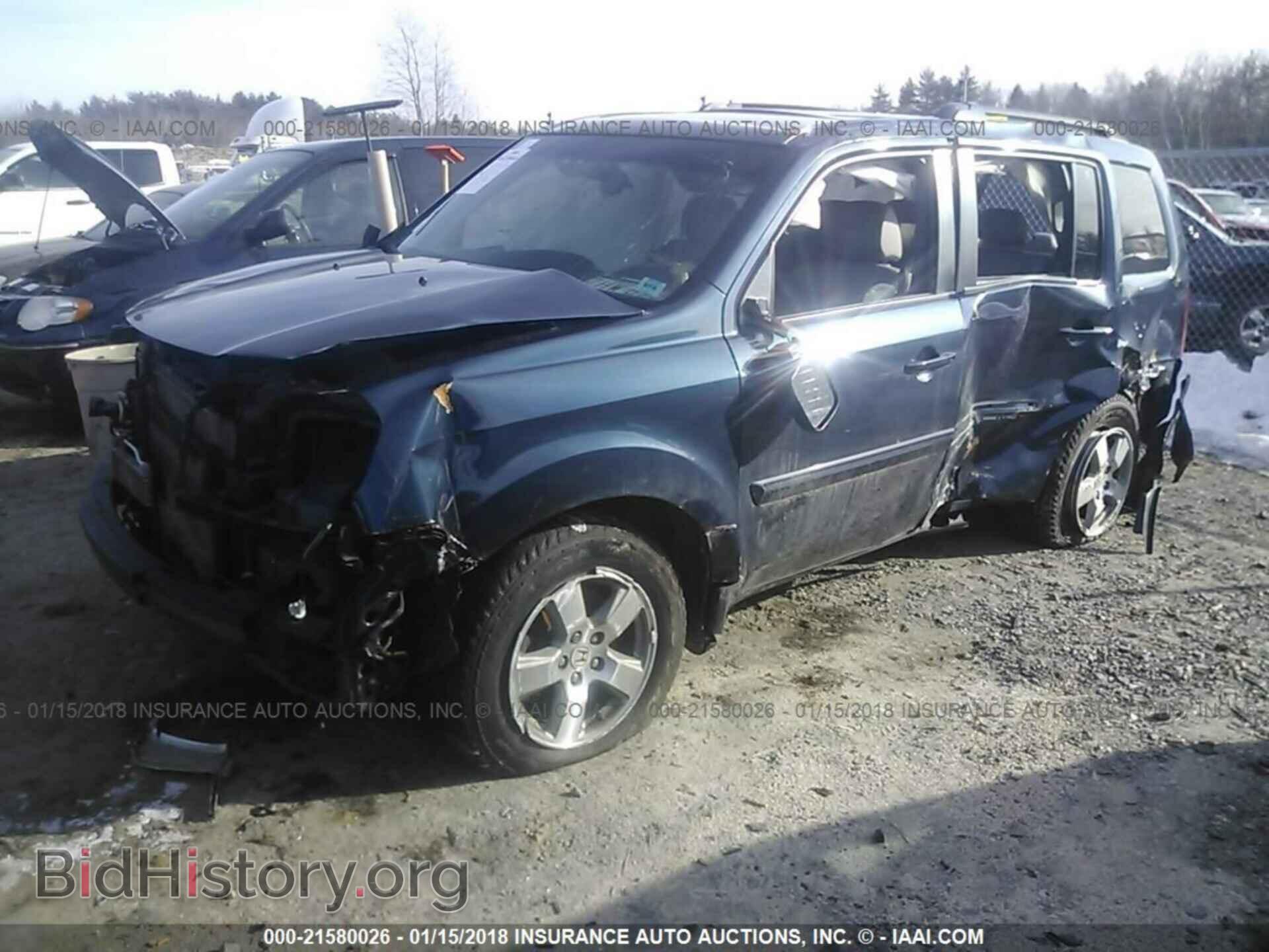 2011 Honda Pilot - VIN: 5FNYF4H64BB077475 - Фото 2
