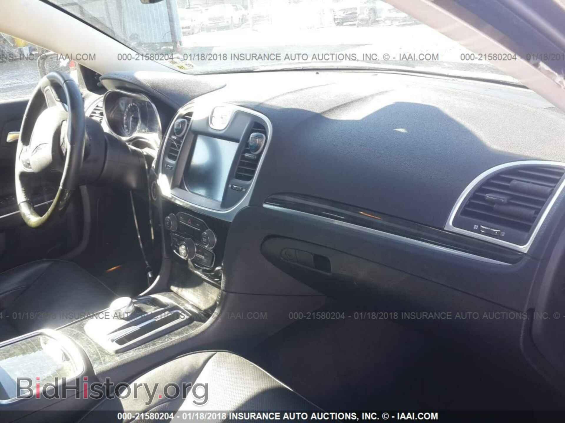 2016 Chrysler 300c - VIN: 2C3CCAEG1GH207331 - Фото 5