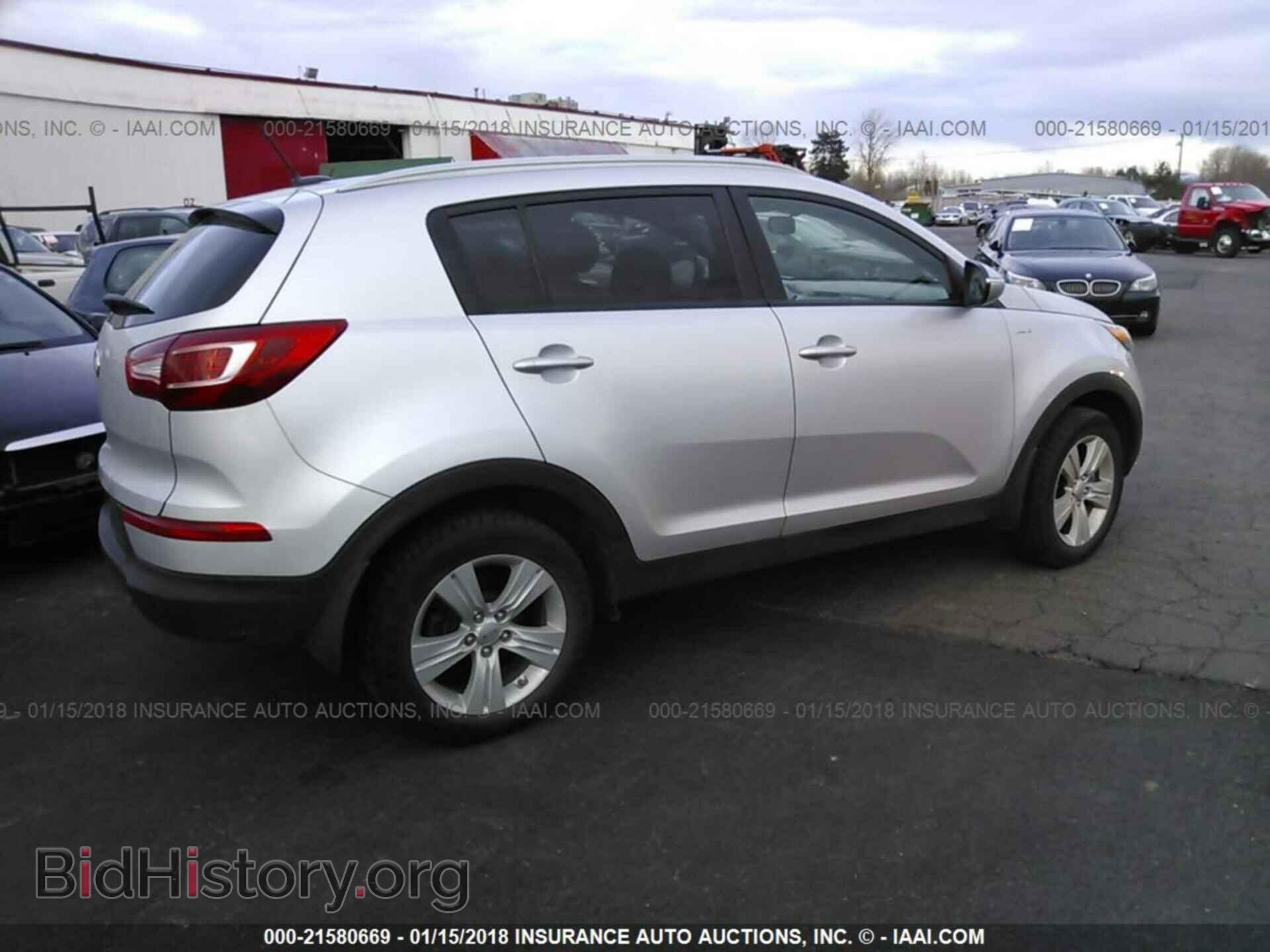 2012 Kia Sportage - VIN: KNDPBCA23C7201218 - Фото 4