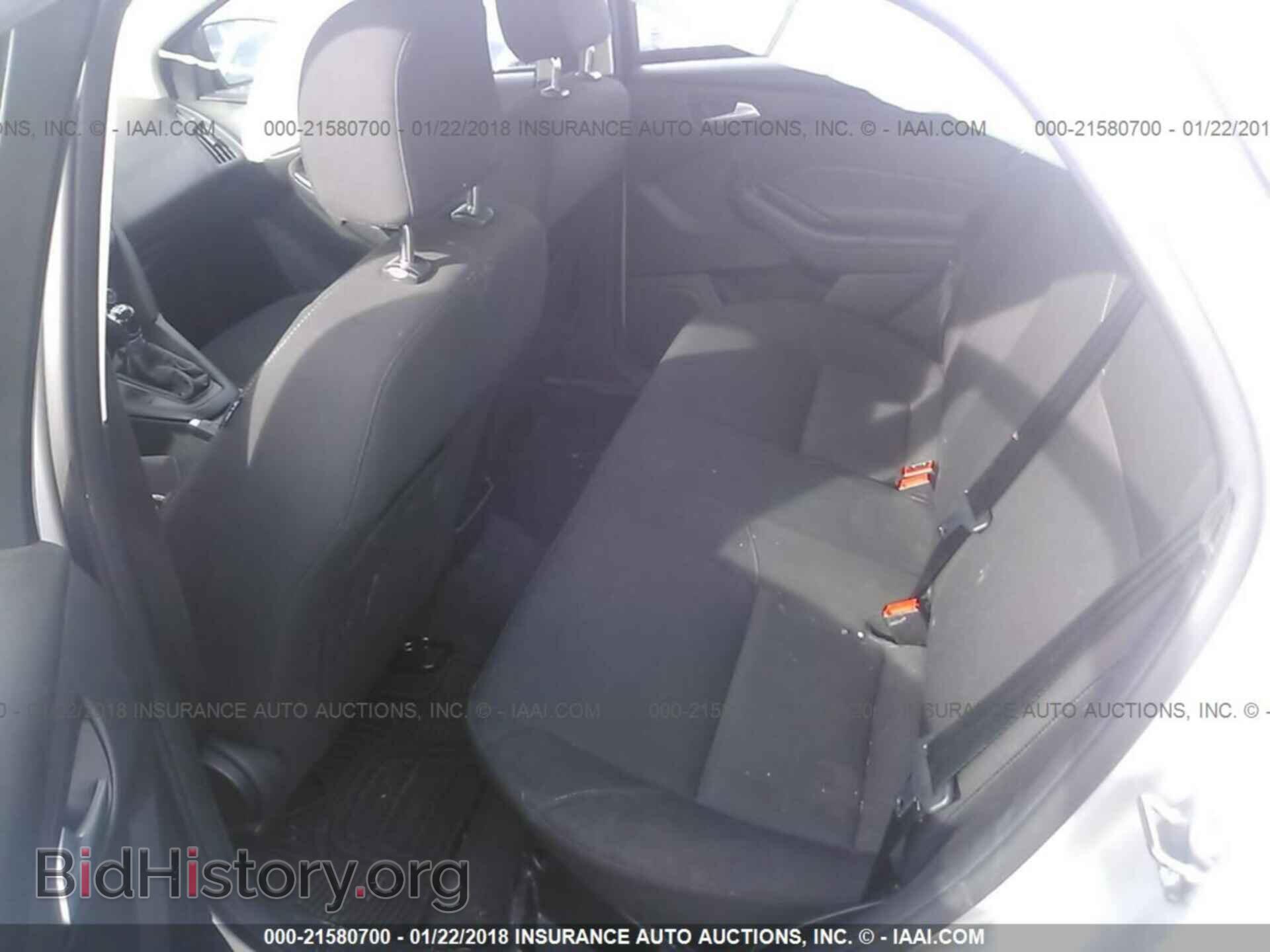 2015 Ford Focus - VIN: 1FADP3F20FL354959 - Photo 8