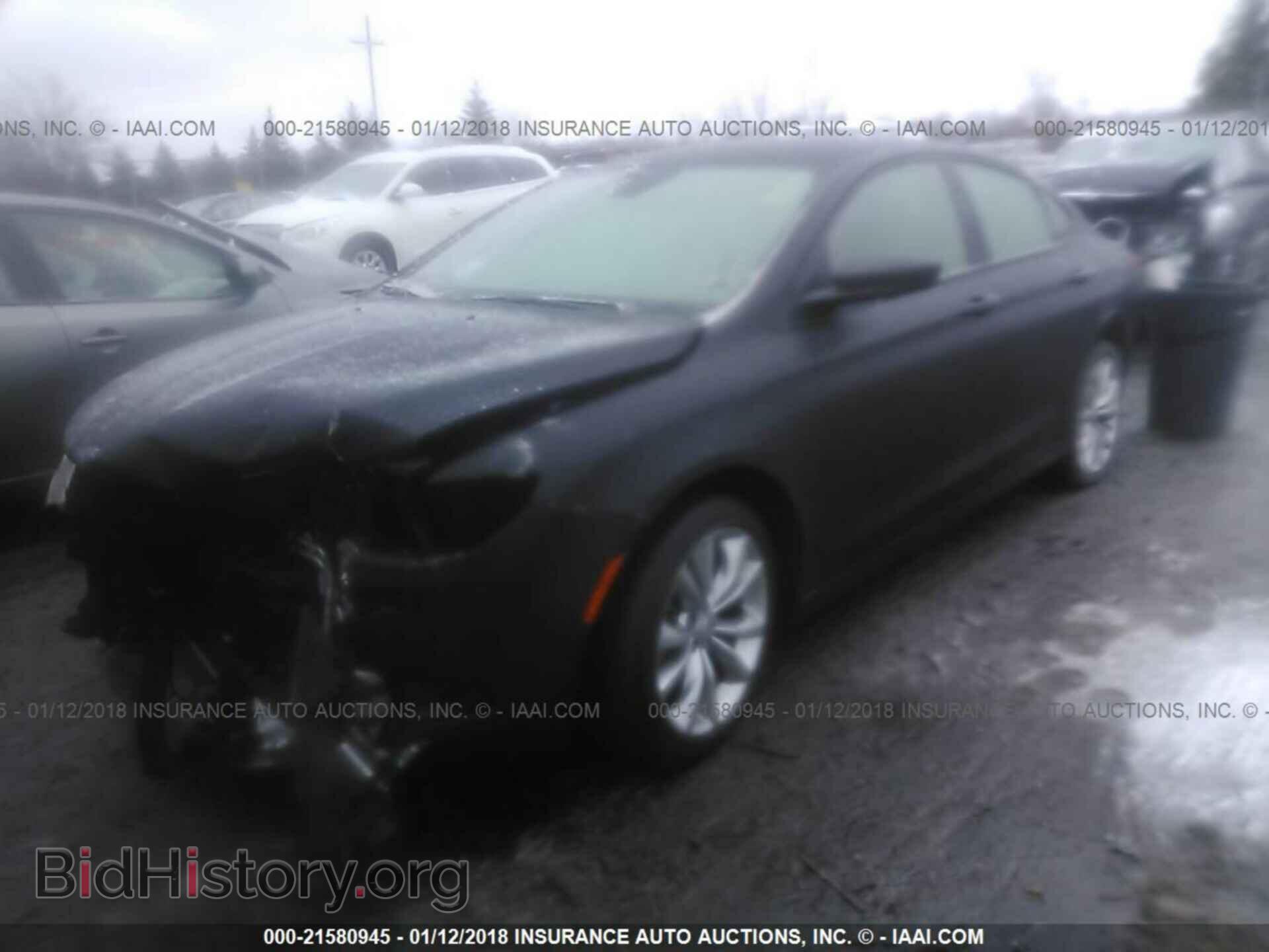 2015 Chrysler 200 - VIN: 1C3CCCBB2FN668015 - Photo 2
