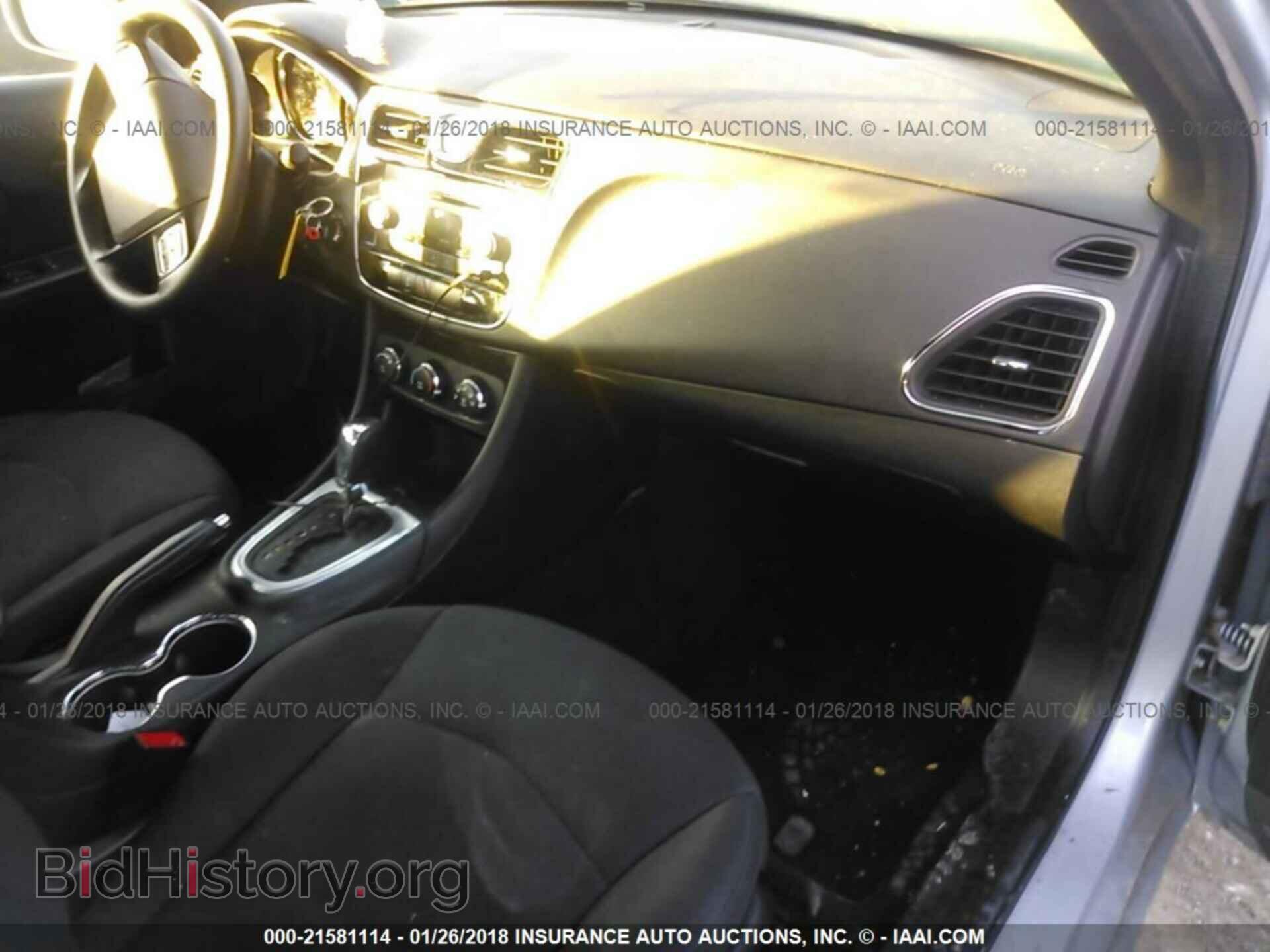 2013 Chrysler 200 - VIN: 1C3CCBABXDN669650 - Фото 5
