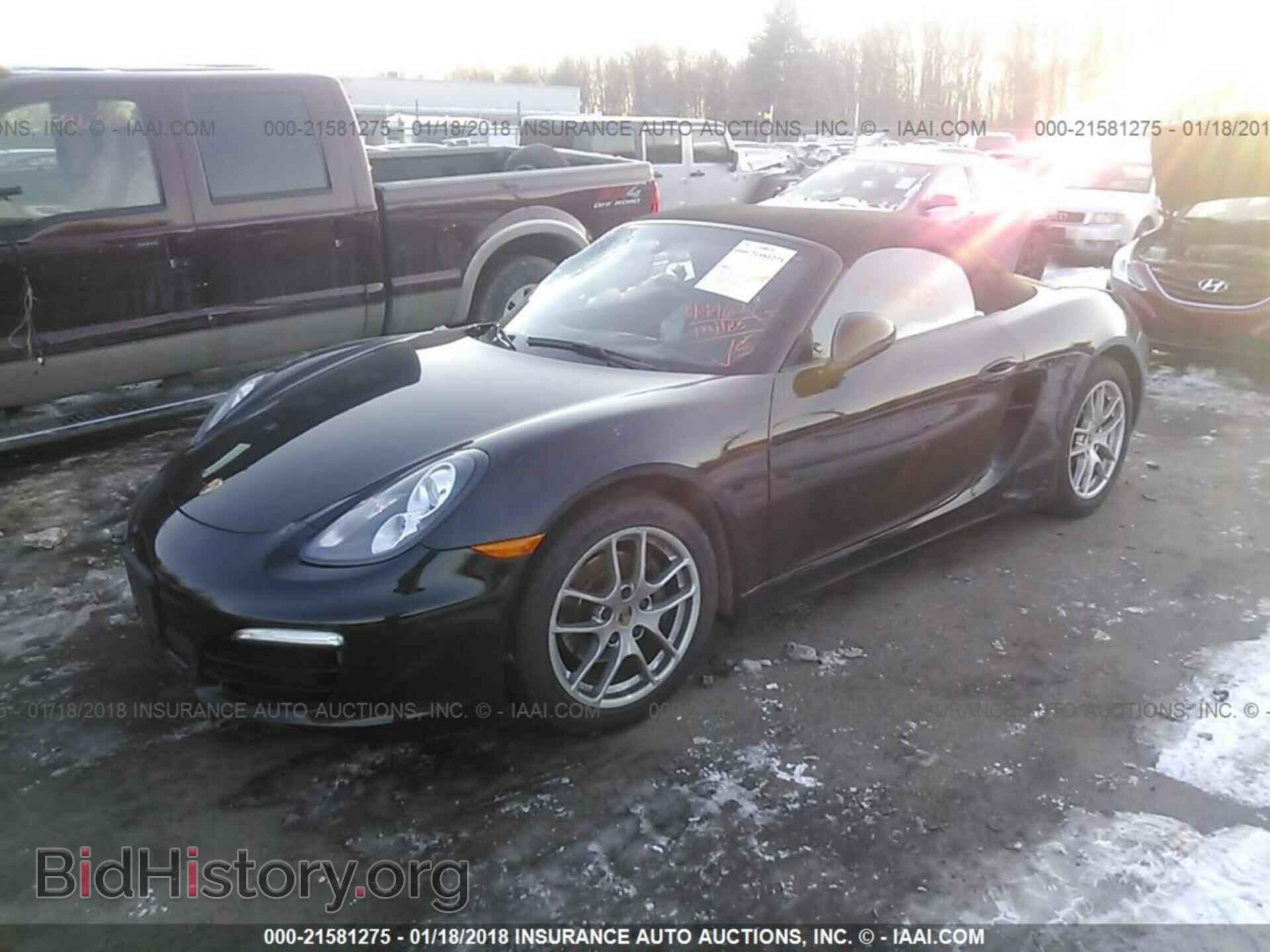 2014 Porsche Boxster - VIN: WP0CA2A81ES120573 - Photo 2