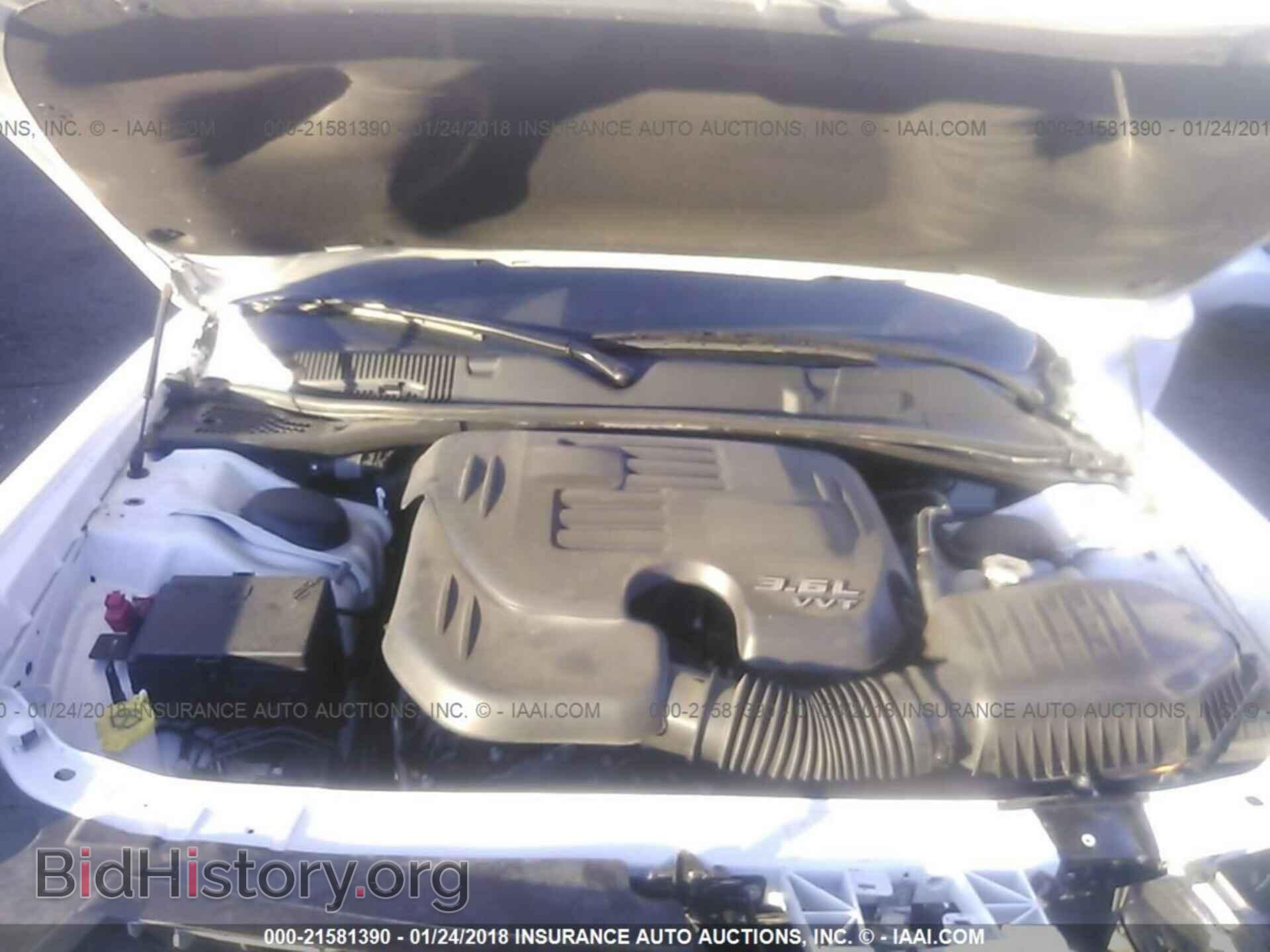 2016 Dodge Challenger - VIN: 2C3CDZAGXGH264371 - Фото 10